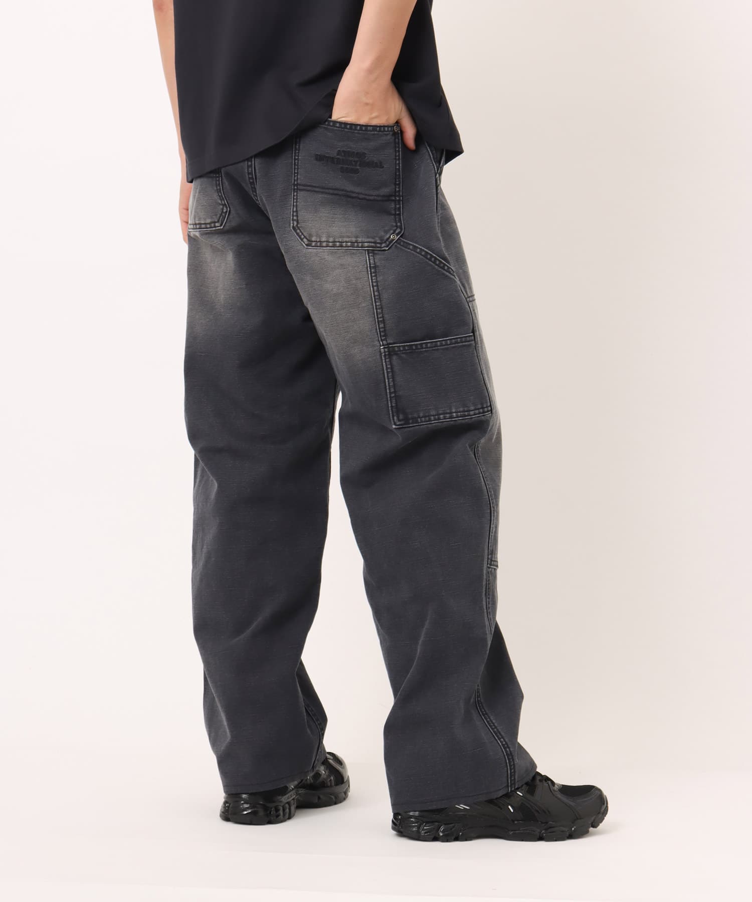 atmos Double-Knee Denim Pants BLACKの画像