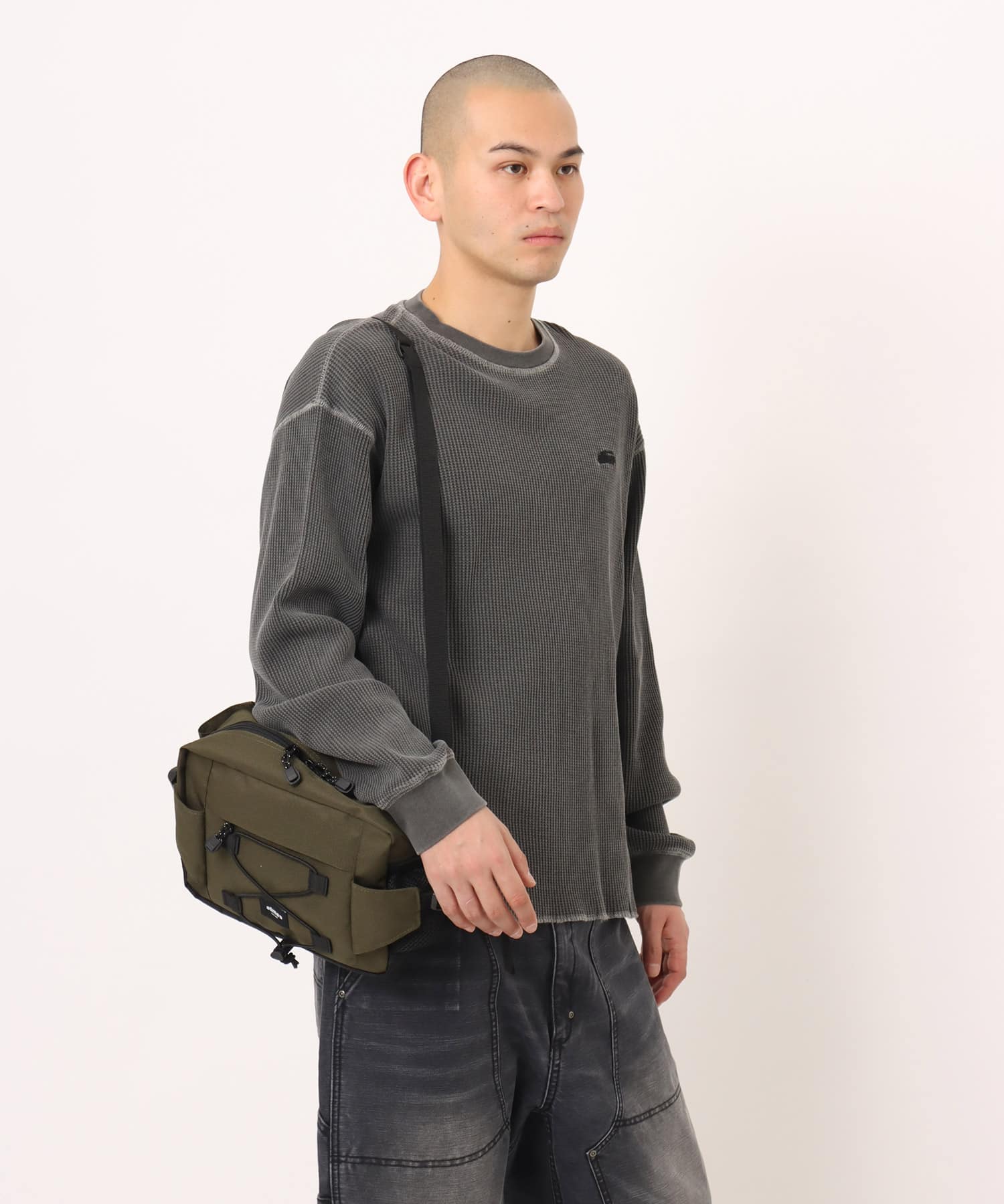 atmos Waist Bag KHAKIの画像