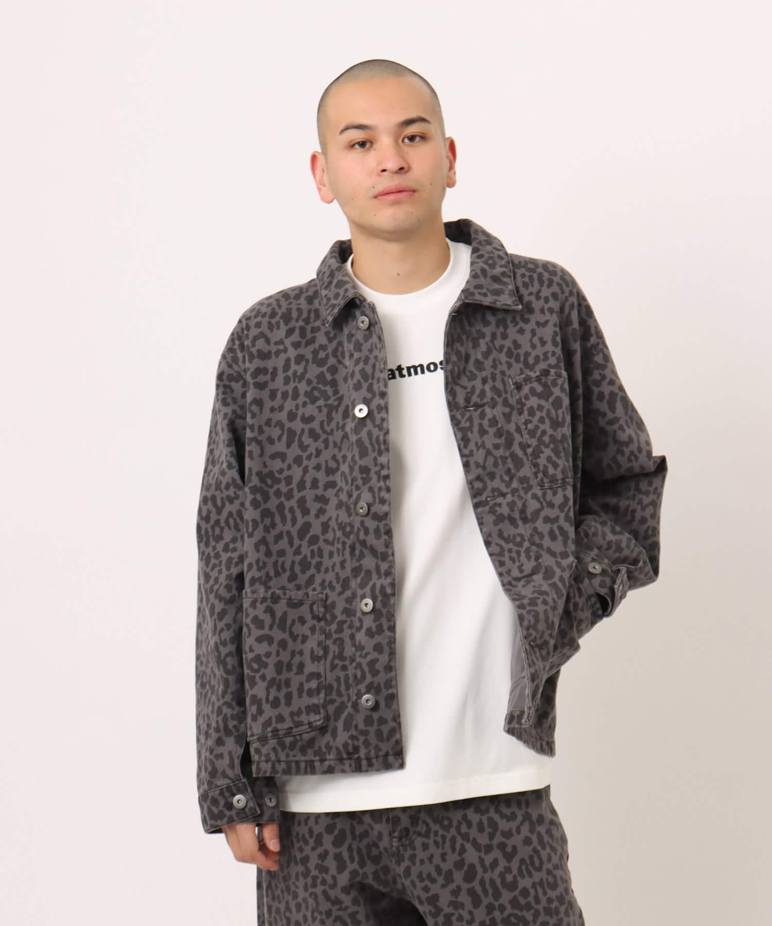 atmos Leopard Pattern Coverall LIGHT BLACKの画像