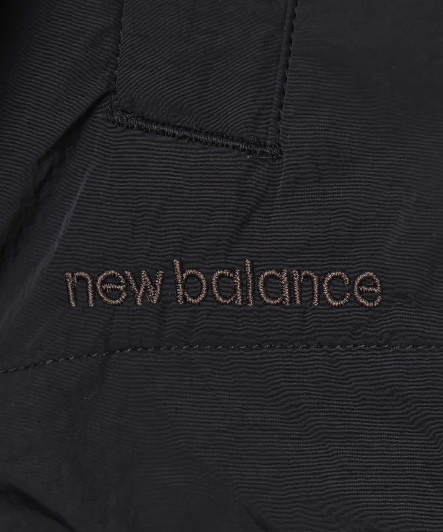 New Balance NB GREY NYLON JACKET ブラックの画像