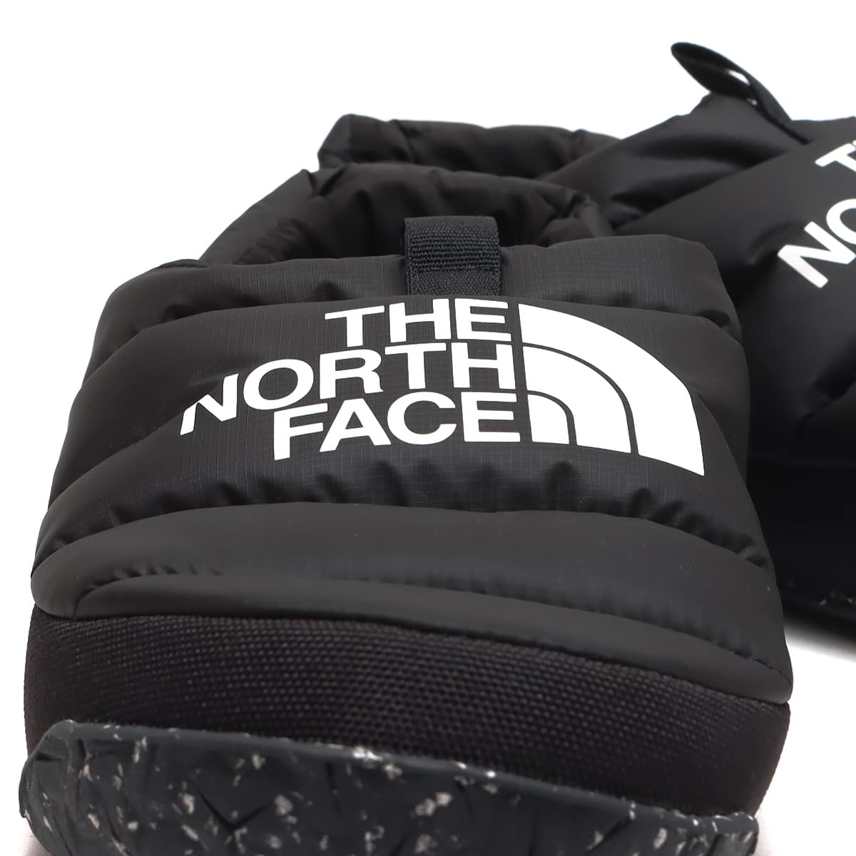 THE NORTH FACE WOMENS NUPTSE DOWN MULE TNFブラック×TNFホワイト 22FW-Iの画像
