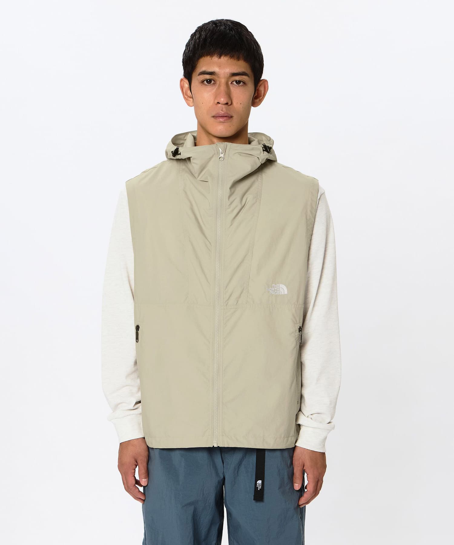 THE NORTH FACE Compact Hooded Vest フォッシルアイボリーの画像
