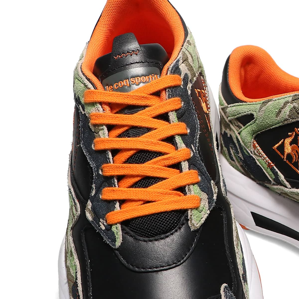 le coq sportif LCS R888 LEA ATMOS BLACKの画像