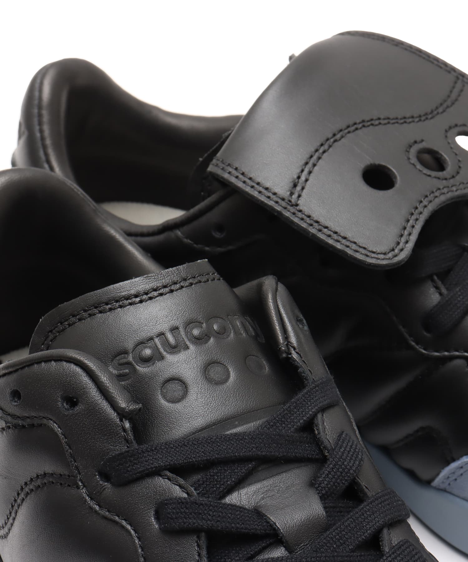 Saucony 586I S BLACK/BLUEの画像