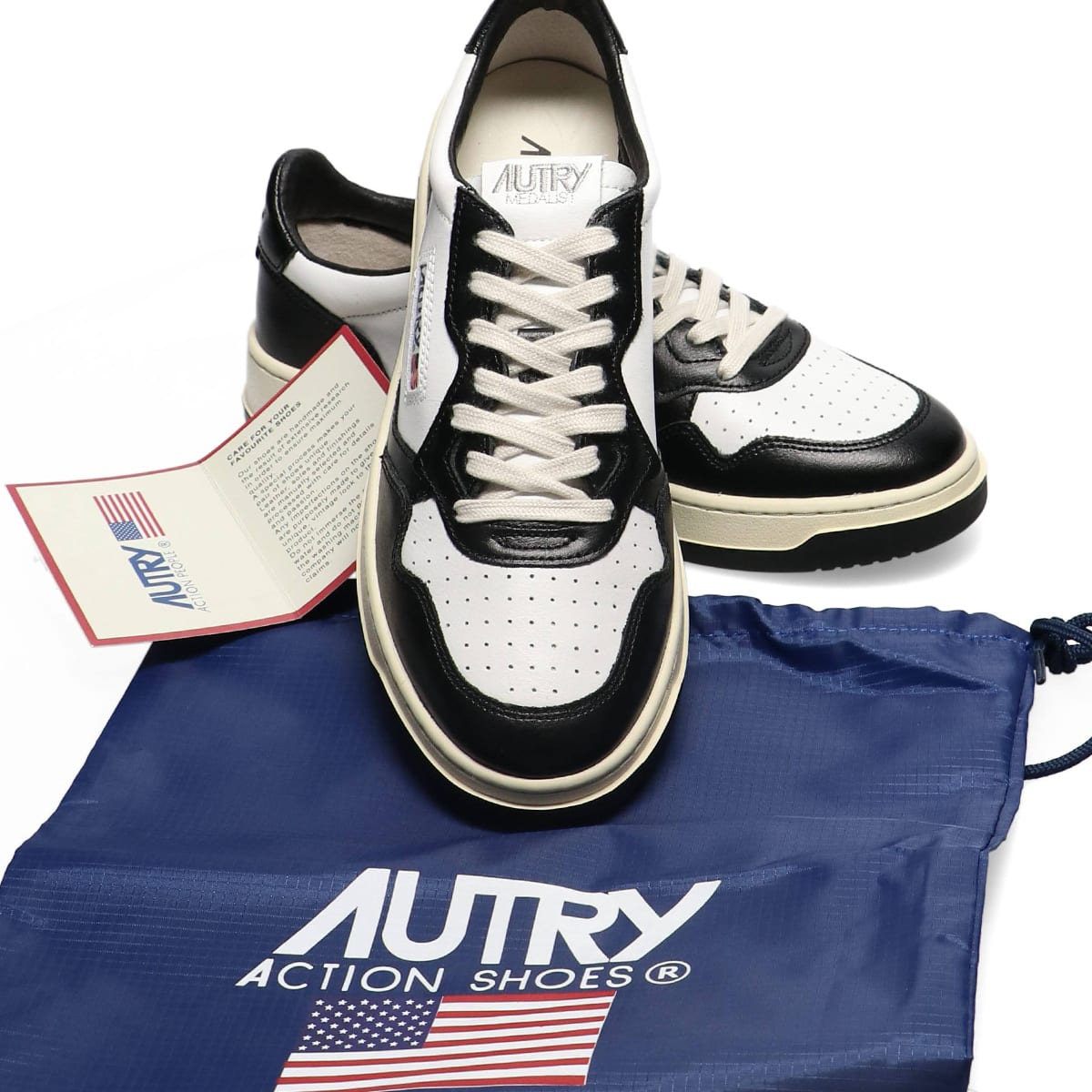 AUTRY MEDALIST LOW LEAT/LEAT WHITE/BLACK 22FA-I