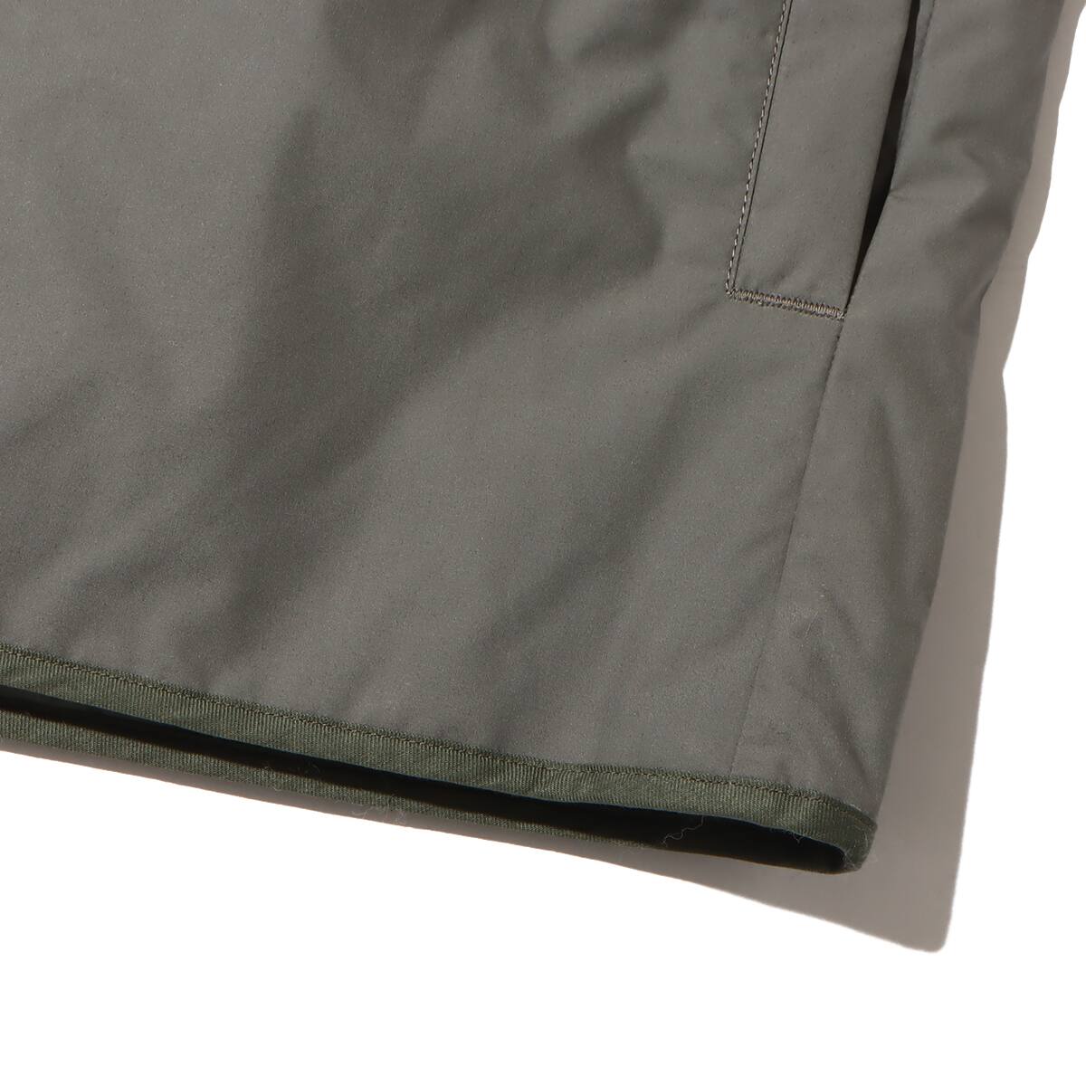nanamica Reversible Down Cardigan Sage Green 22FA-Iの画像