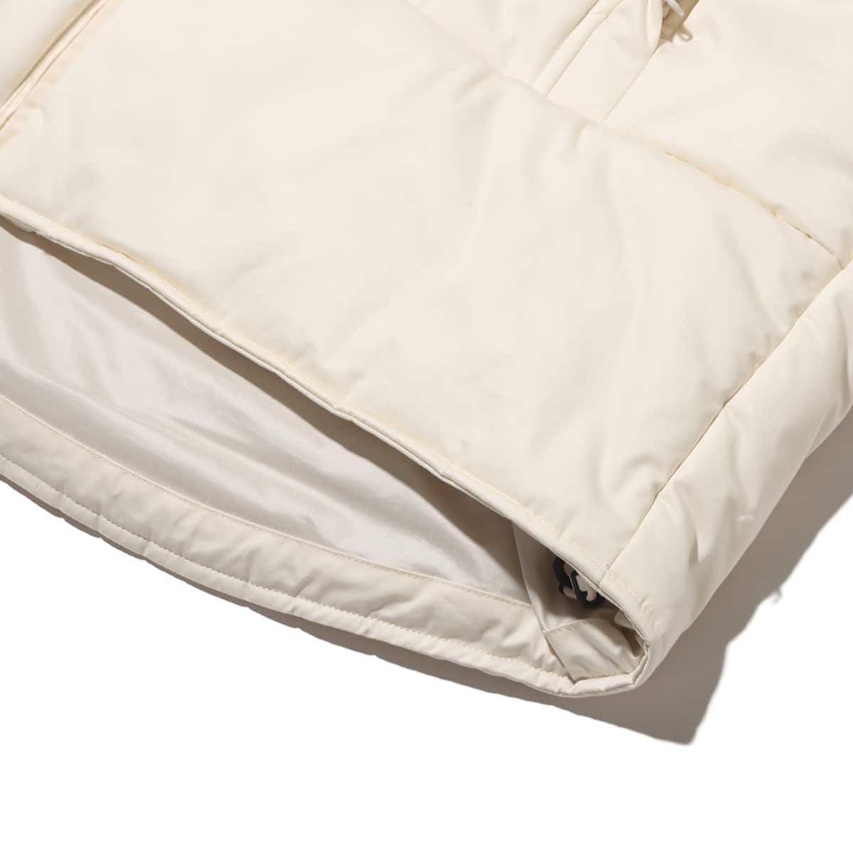 nanamica Insulation Jacket Natural 23FA-Iの画像