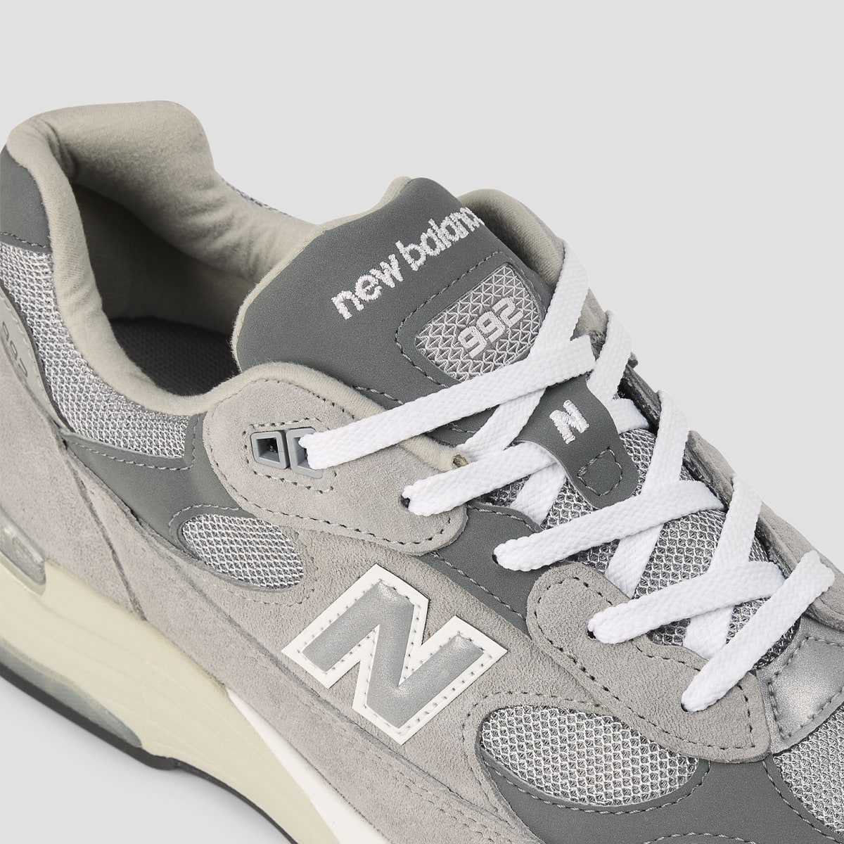 国内正規品！New Balance U992GY 28.0㎝ ニューバランス - メルカリ