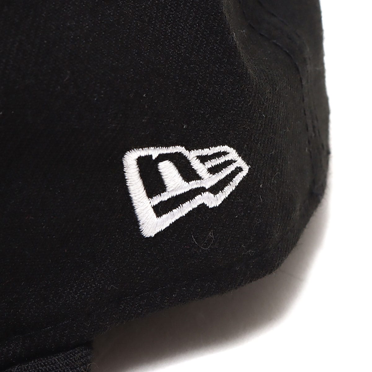 UBIQ NEW ERA BLACK の画像
