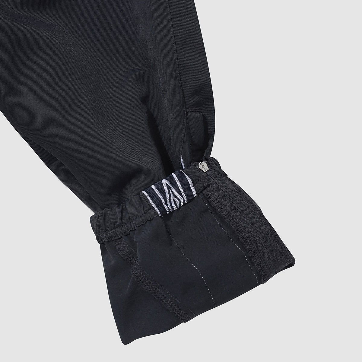 UMBRO HBL OG Woven Pants ダークネイビーの画像