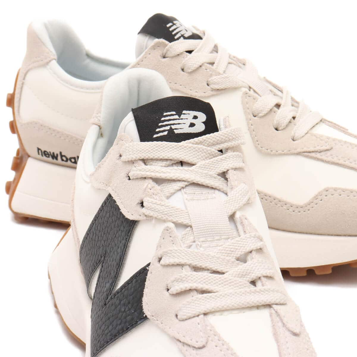 New Balance WS327GD WHITE/BLACK|atmos（アトモス） 公式オンラインストア