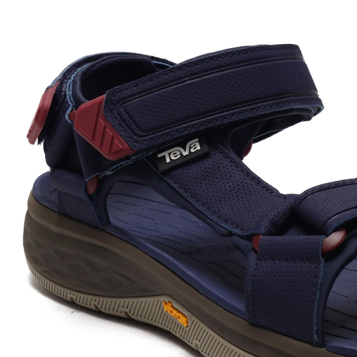 Teva strata universal sandals hot sale