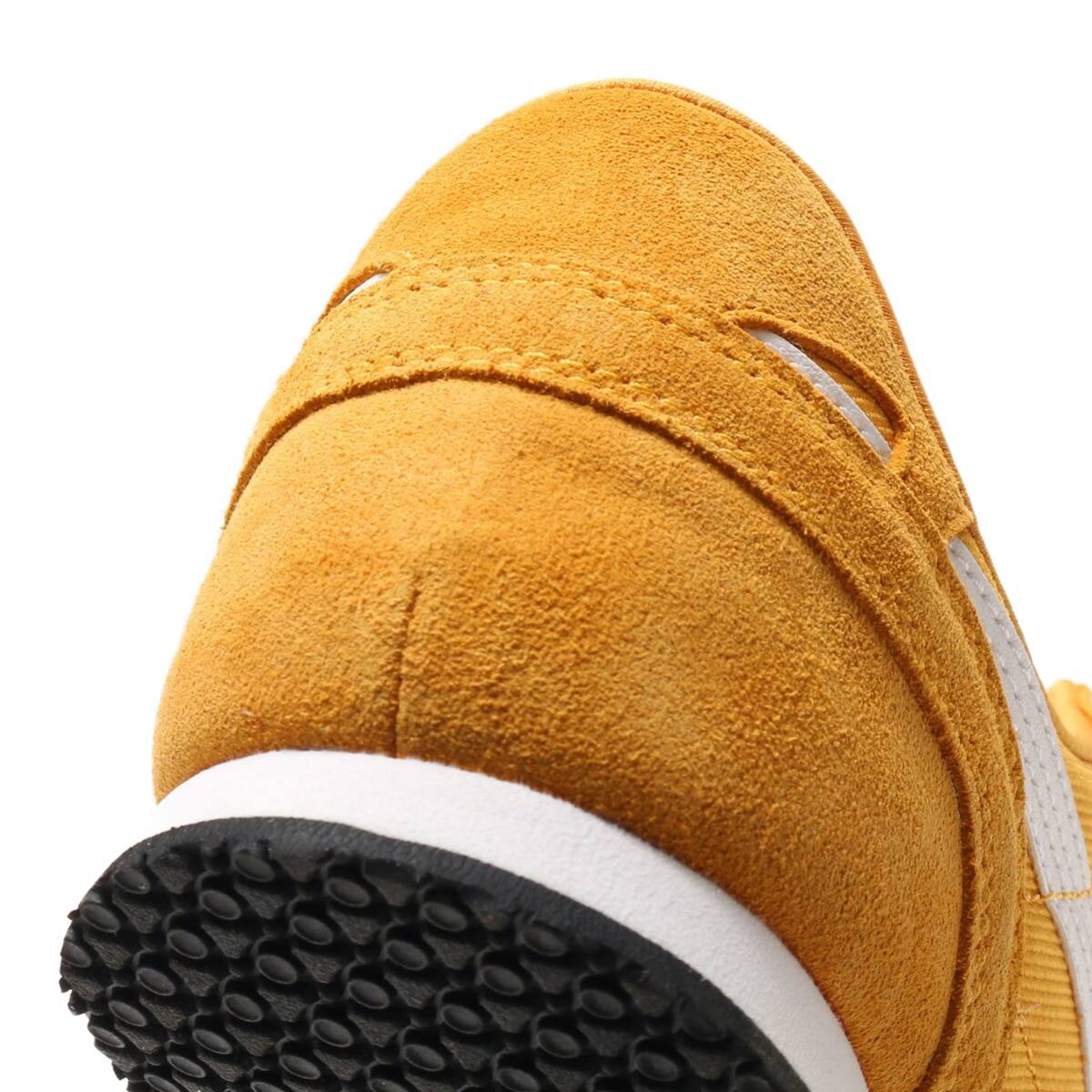 Onitsuka Tiger SERRANO SLIP-ON SANDSTORM/WHITE 18AW-Iの画像