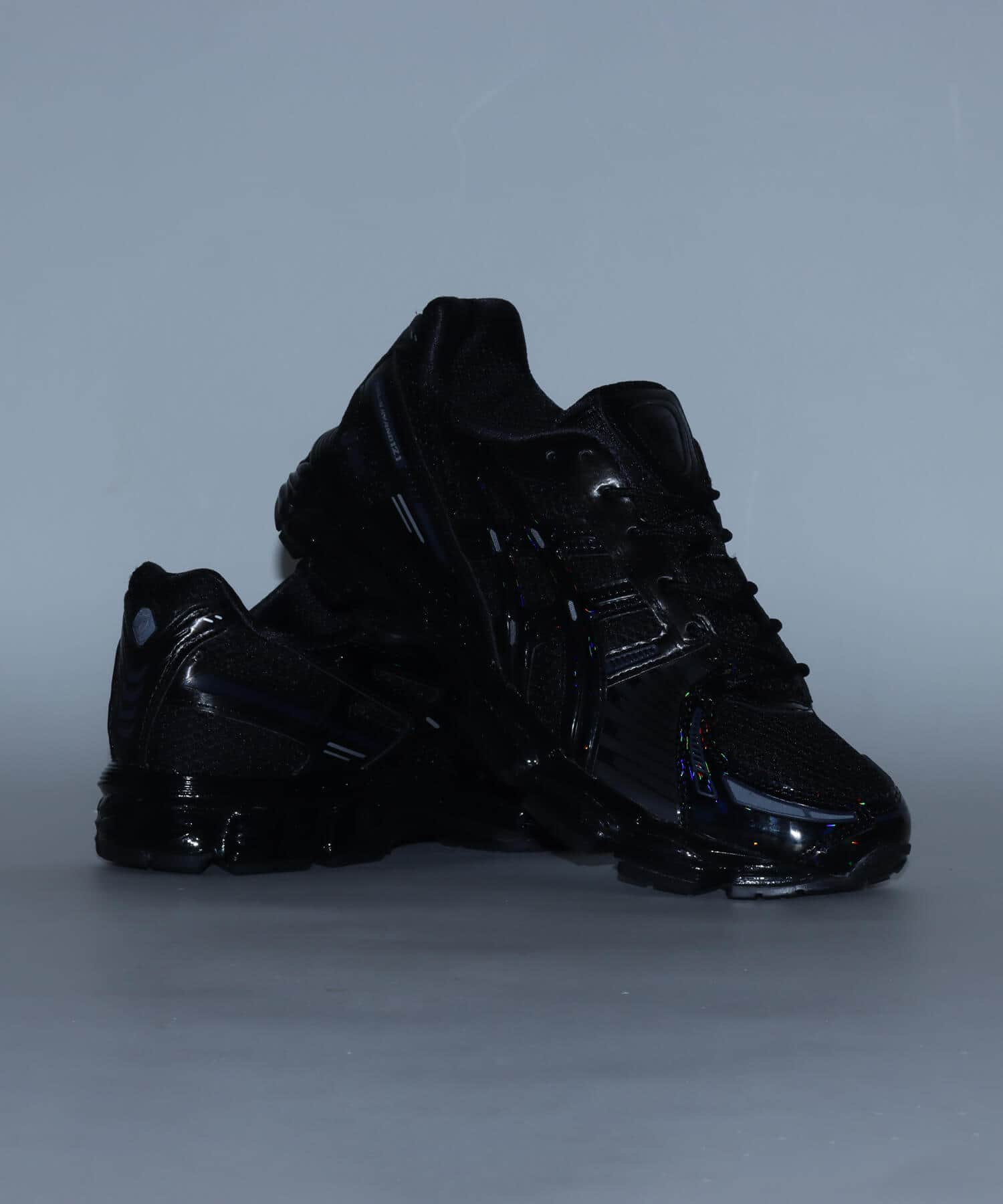 asics GEL-KAYANO 12.1 atmos "RADEN (螺鈿)" BLACK/BLACKの画像