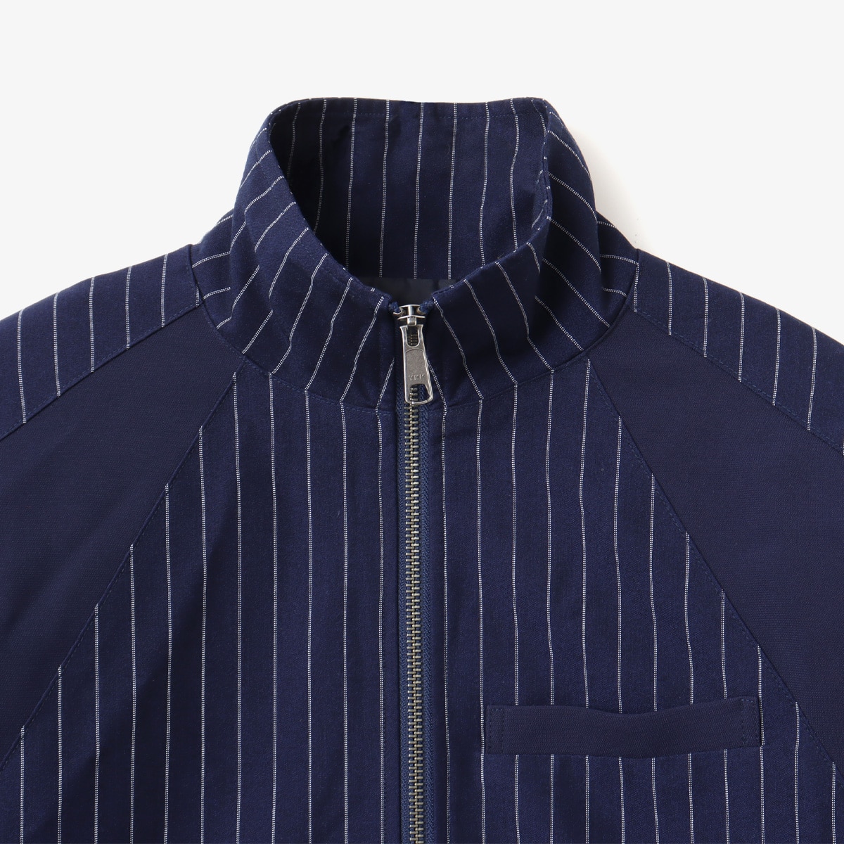 atmos pink Stripe Track Jacket NAVY の画像