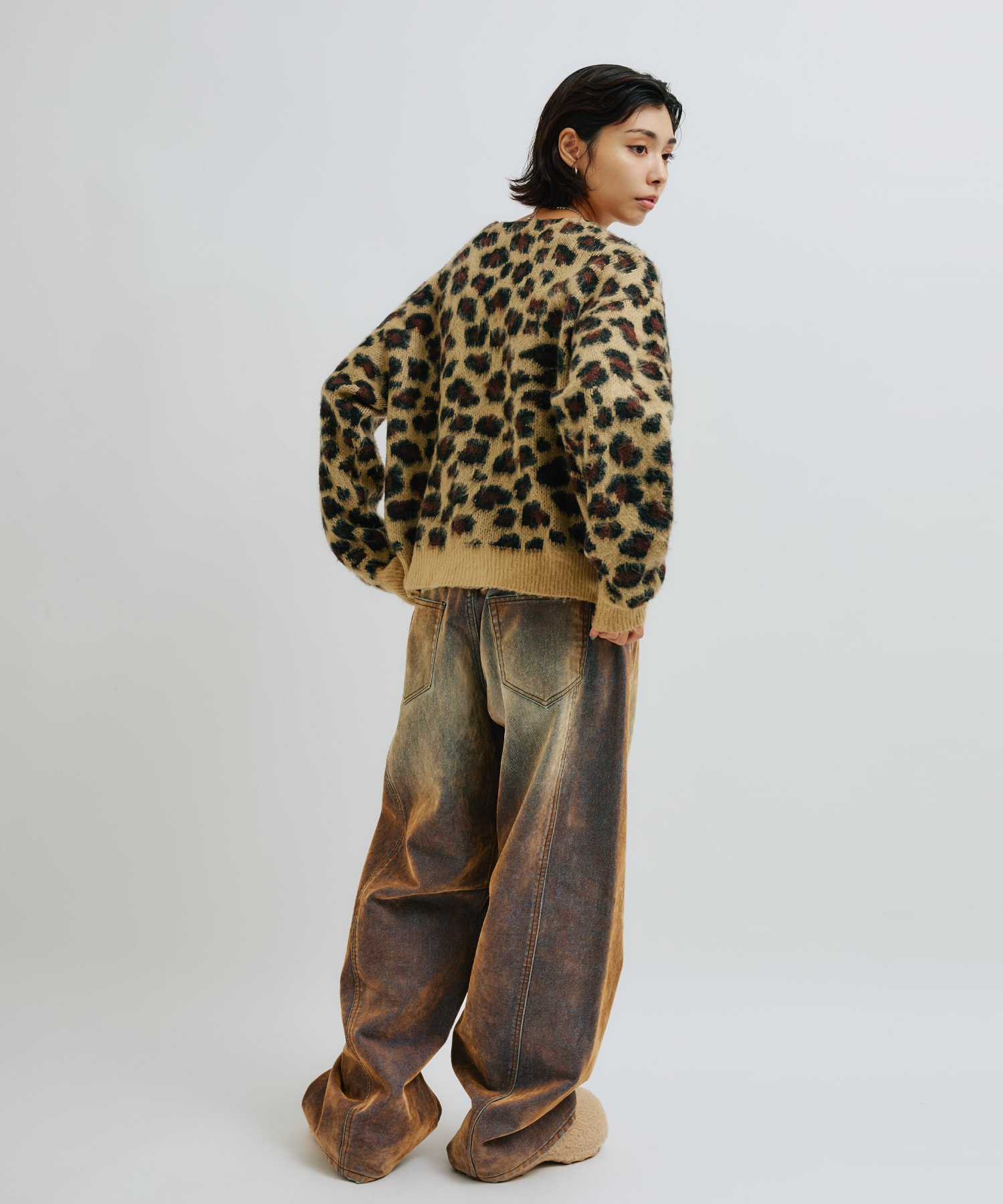 atmos pink Leopard Knit Cardigan BEIGEの画像