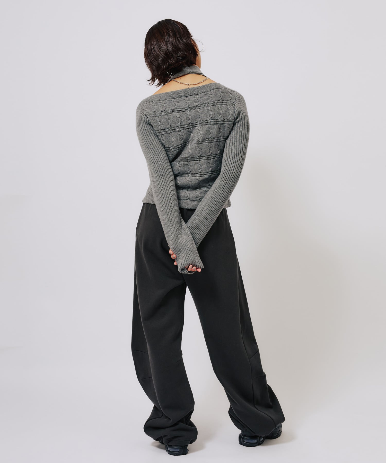 atmos pink Sweat Baggy Pants CHARCOALの画像