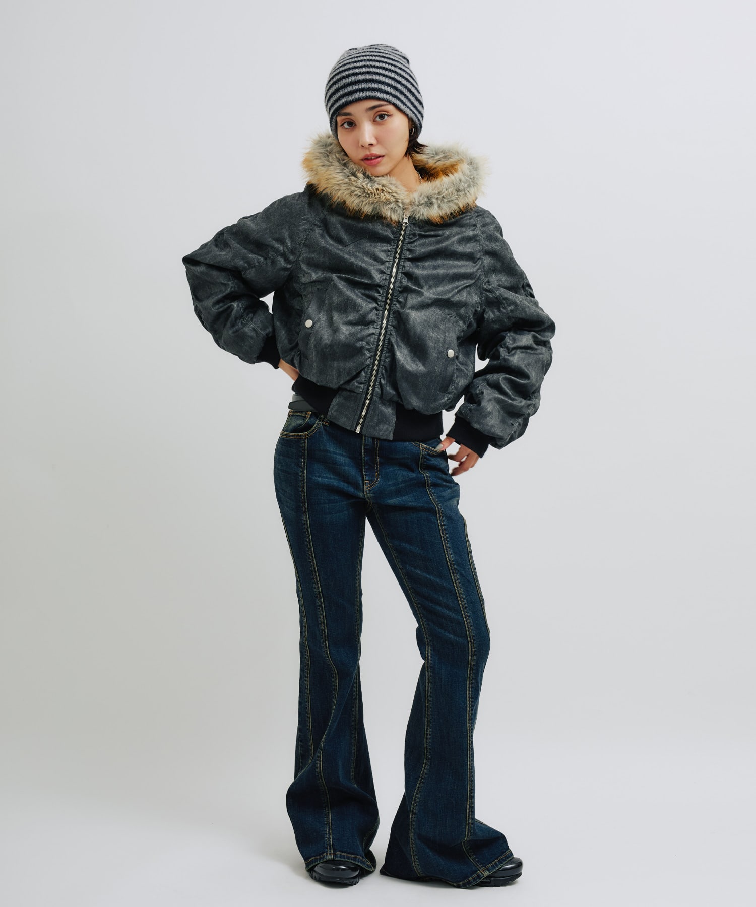 atmos pink Faux Fur Hooded Jacket BLACKの画像