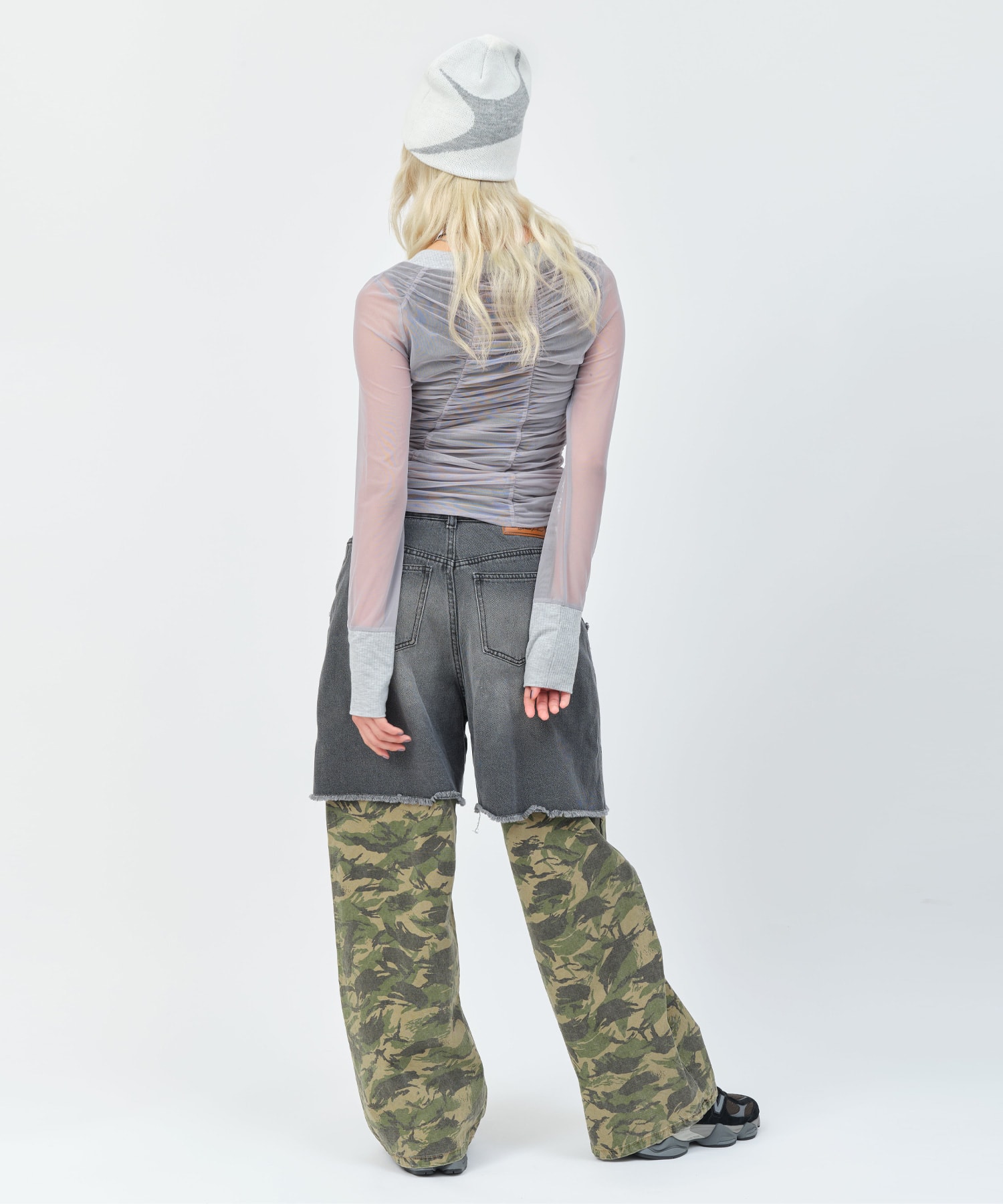 atmos pink See-through Layered LS T-shirt GRAYの画像