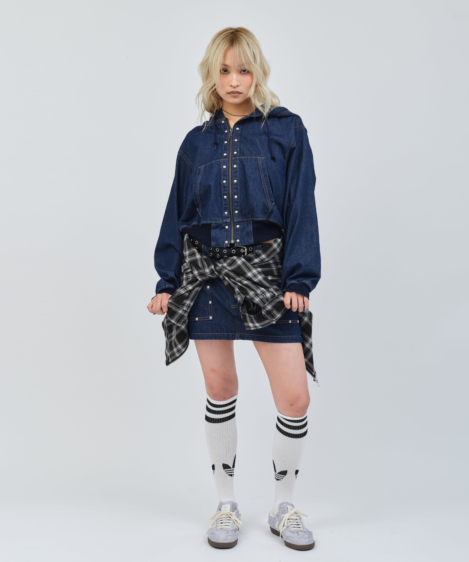 atmos pink Studs Denim Mini Skirt BLUEの画像