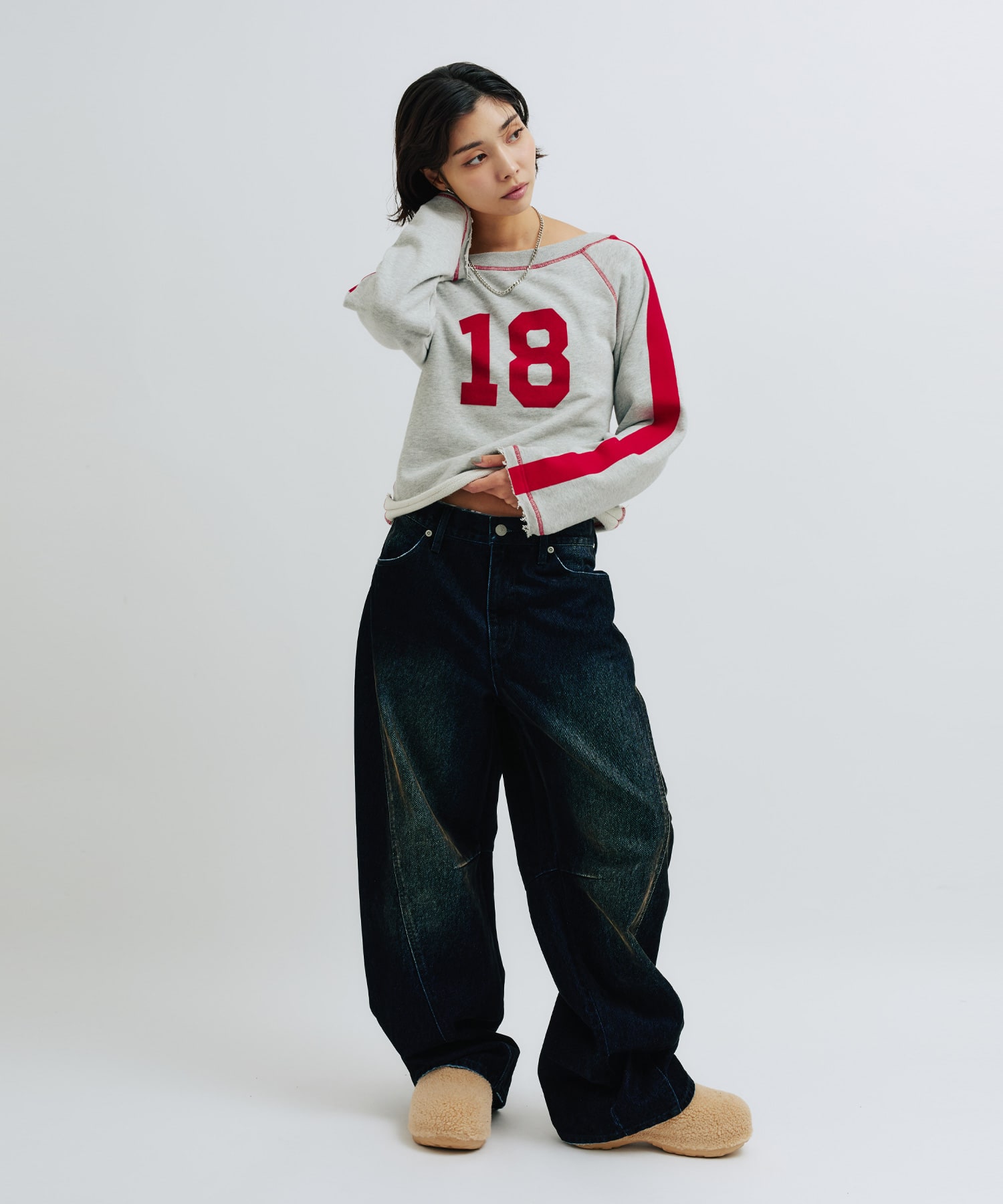 atmos pink Numbering Sweat Top GRAYの画像