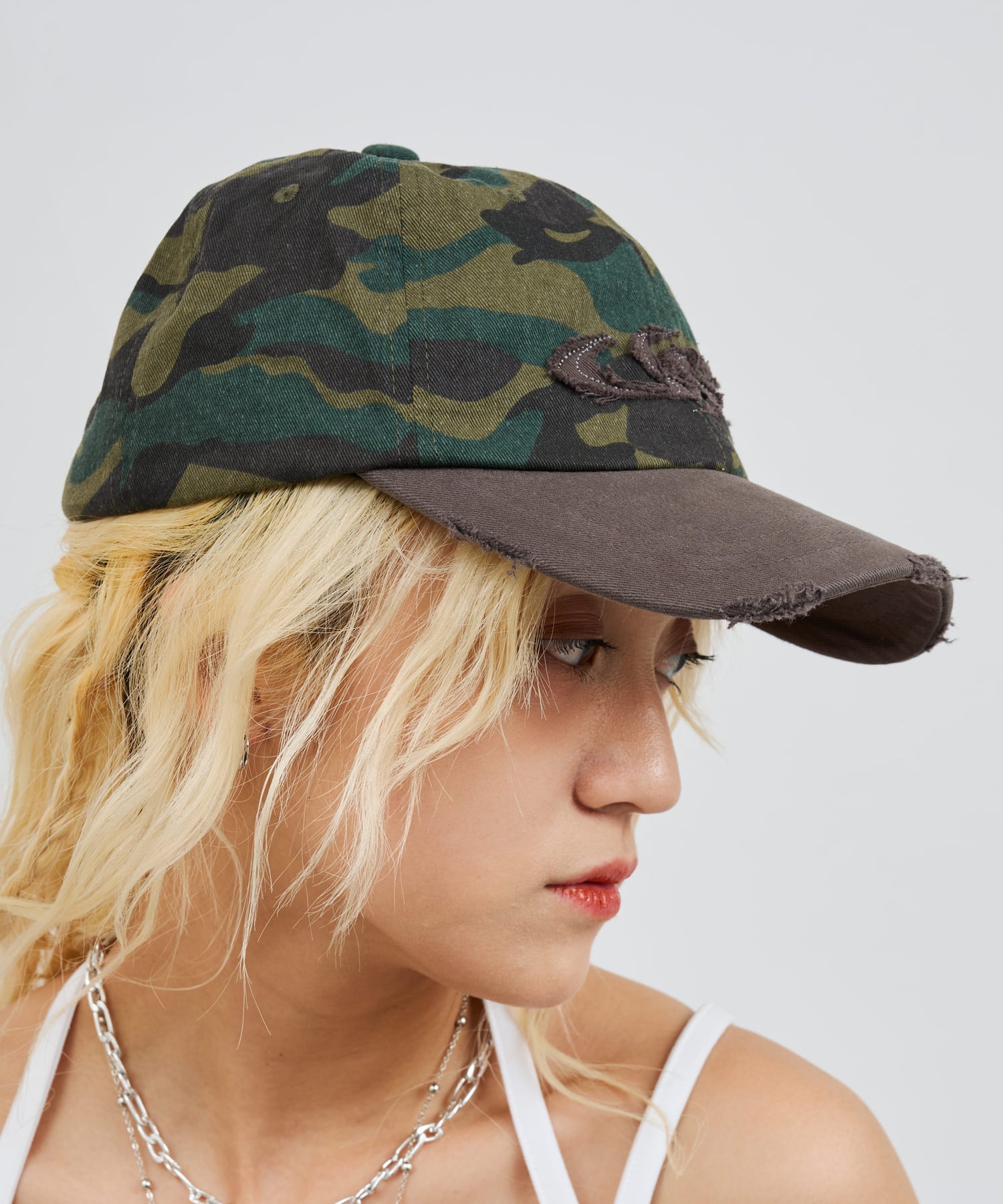 atmos pink Bi-Color Twill Cap CAMOUFLAGEの画像