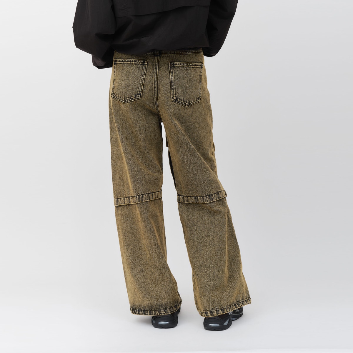 atmos pink Cargo Denim Pants BROWNの画像