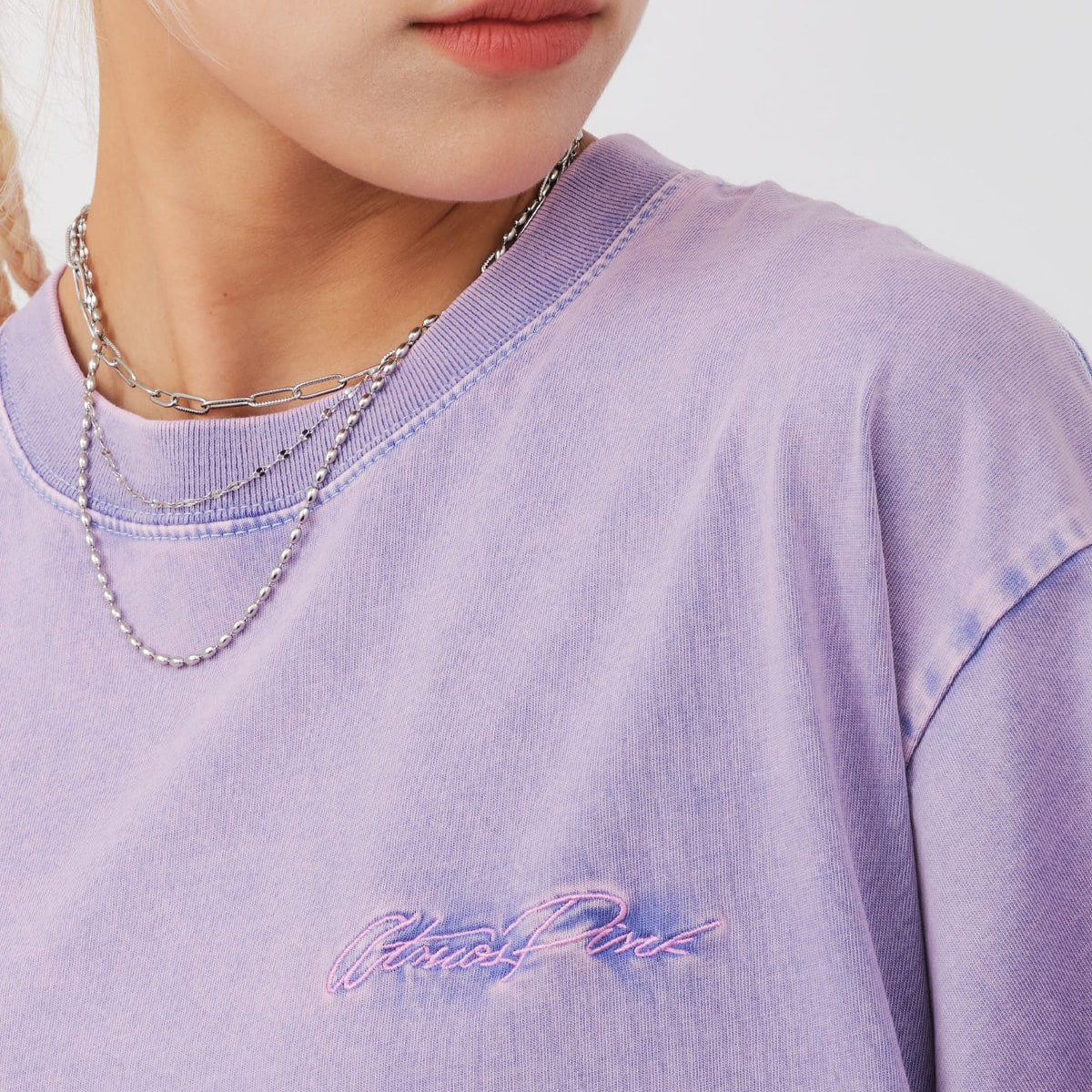 atmos pink Bleached Finishing T-shirt PINKの画像
