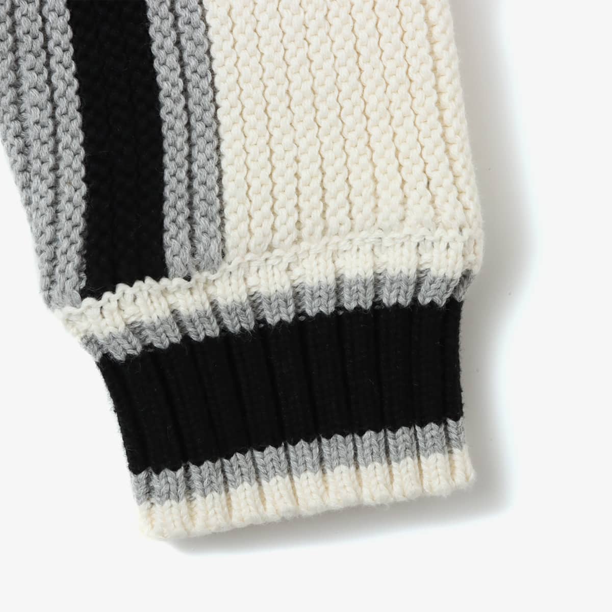 atmos pink Stripe Knit Cardigan GRAYの画像