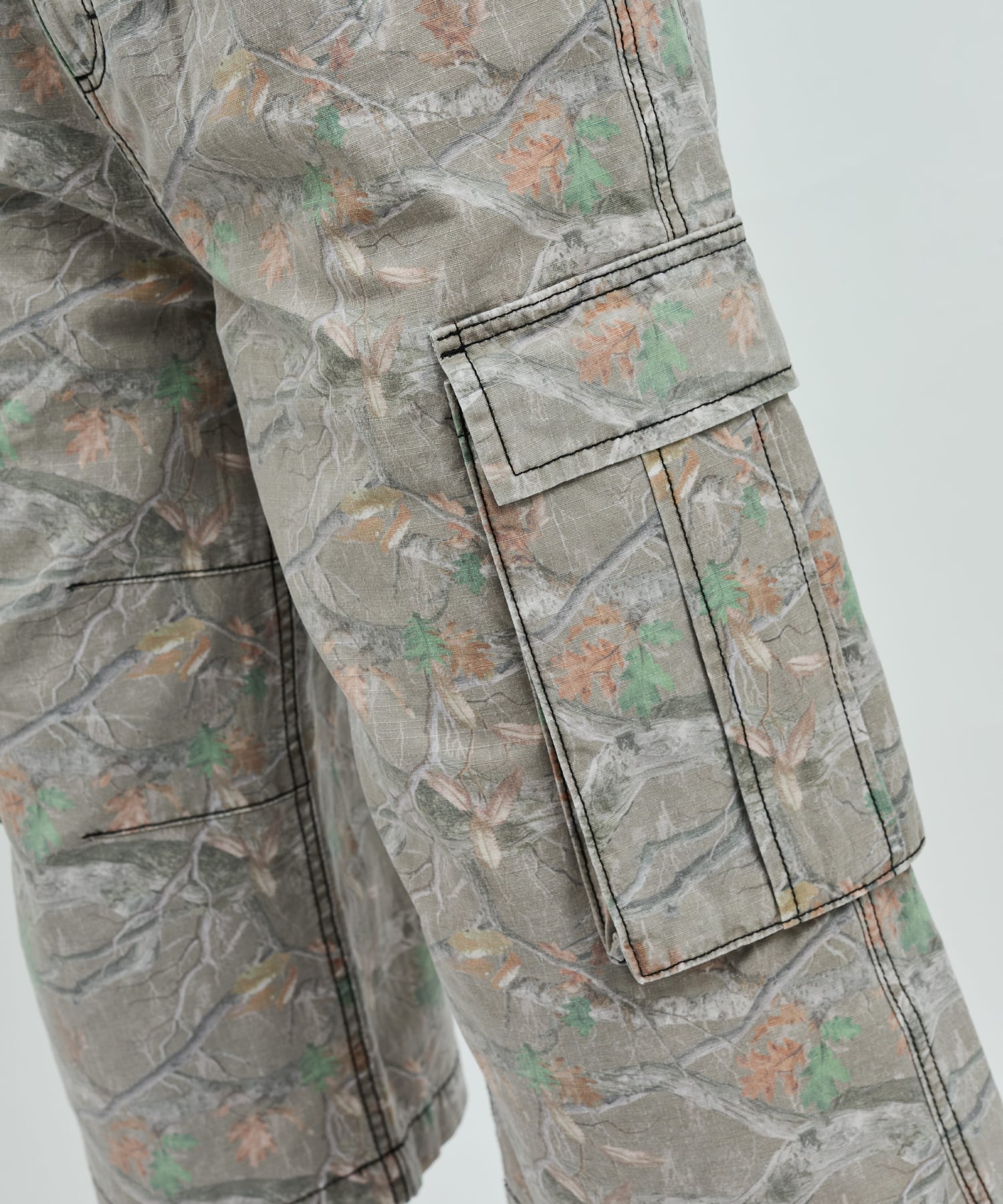 atmos pink Real Tree Camouflage Bermuda Pants CAMOUFLAGE BROWNの画像