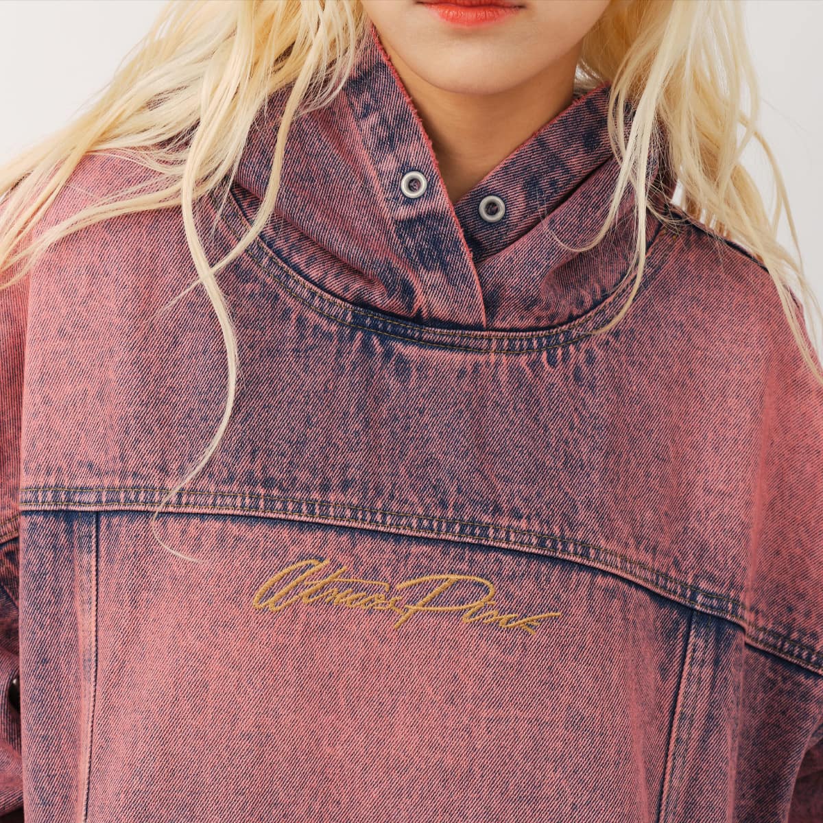 atmos pink Denim Hoodie PINKの画像