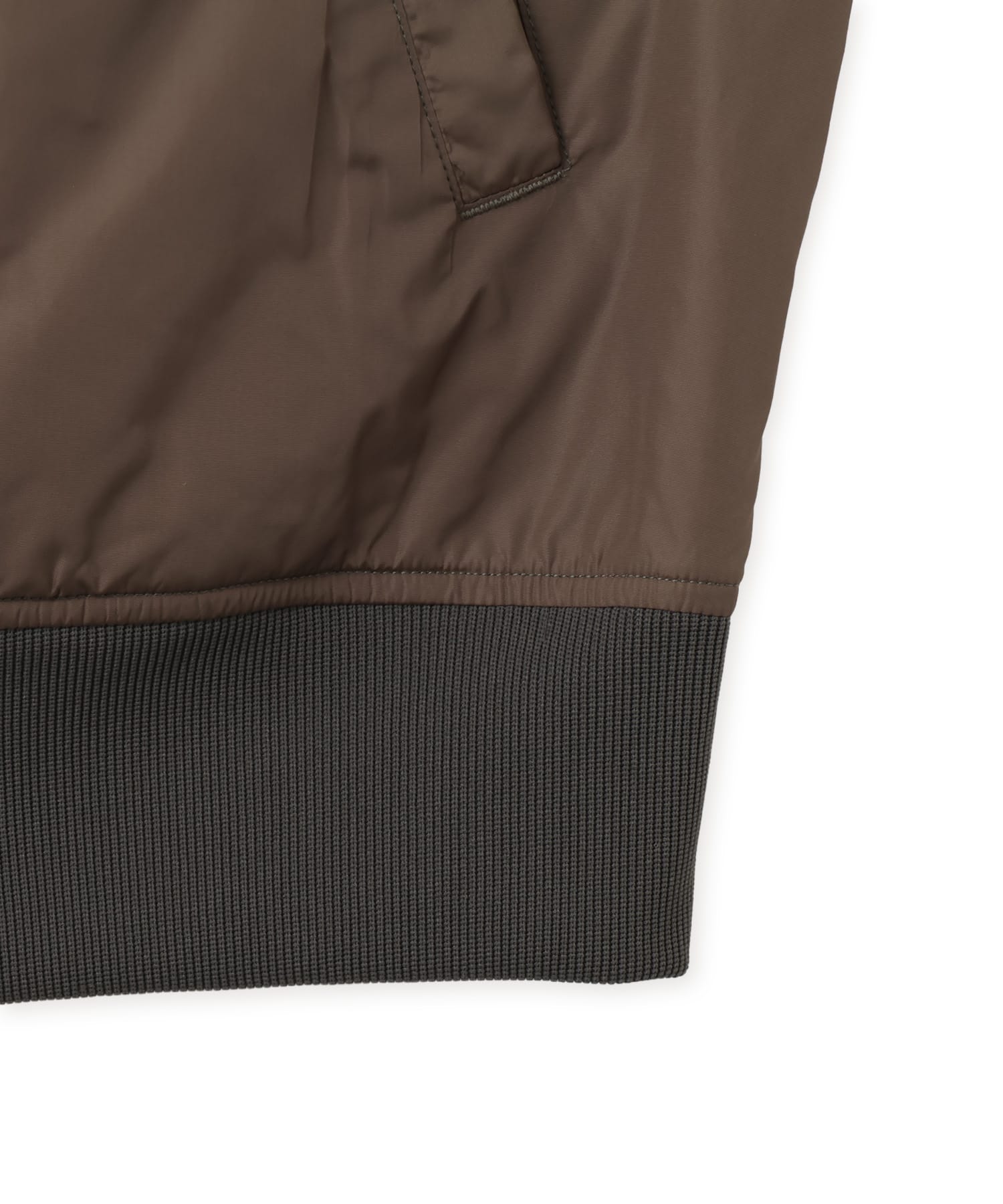 Poliquant THE BREATHABLE INSULATED BOMBER JACKET OLIVEの画像