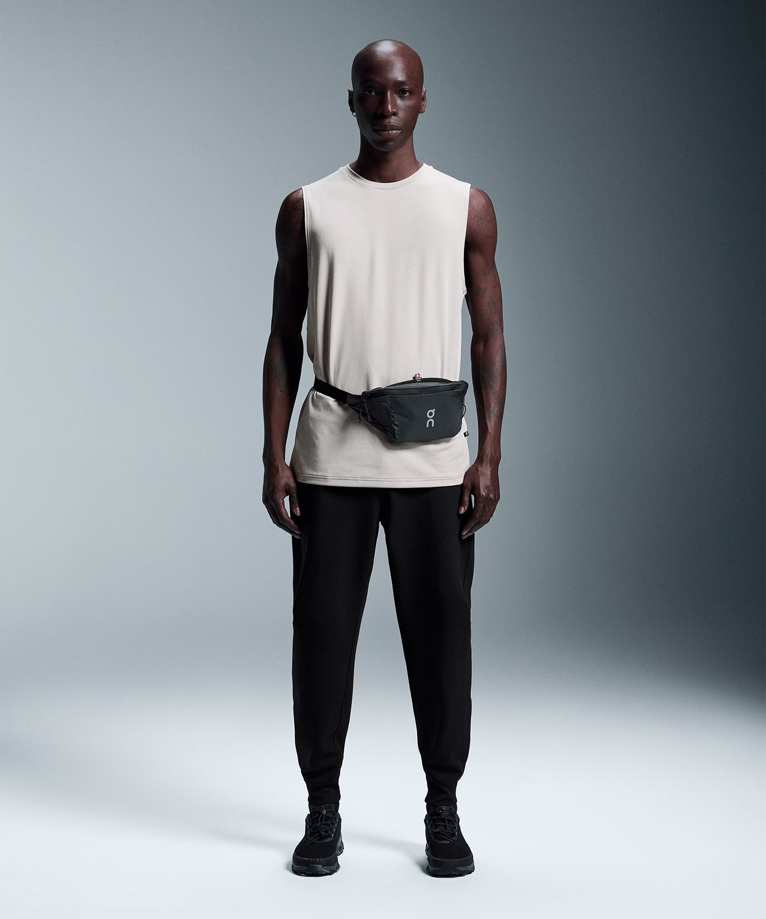 On Waist Pack 2L Lite 1 U Magnetの画像