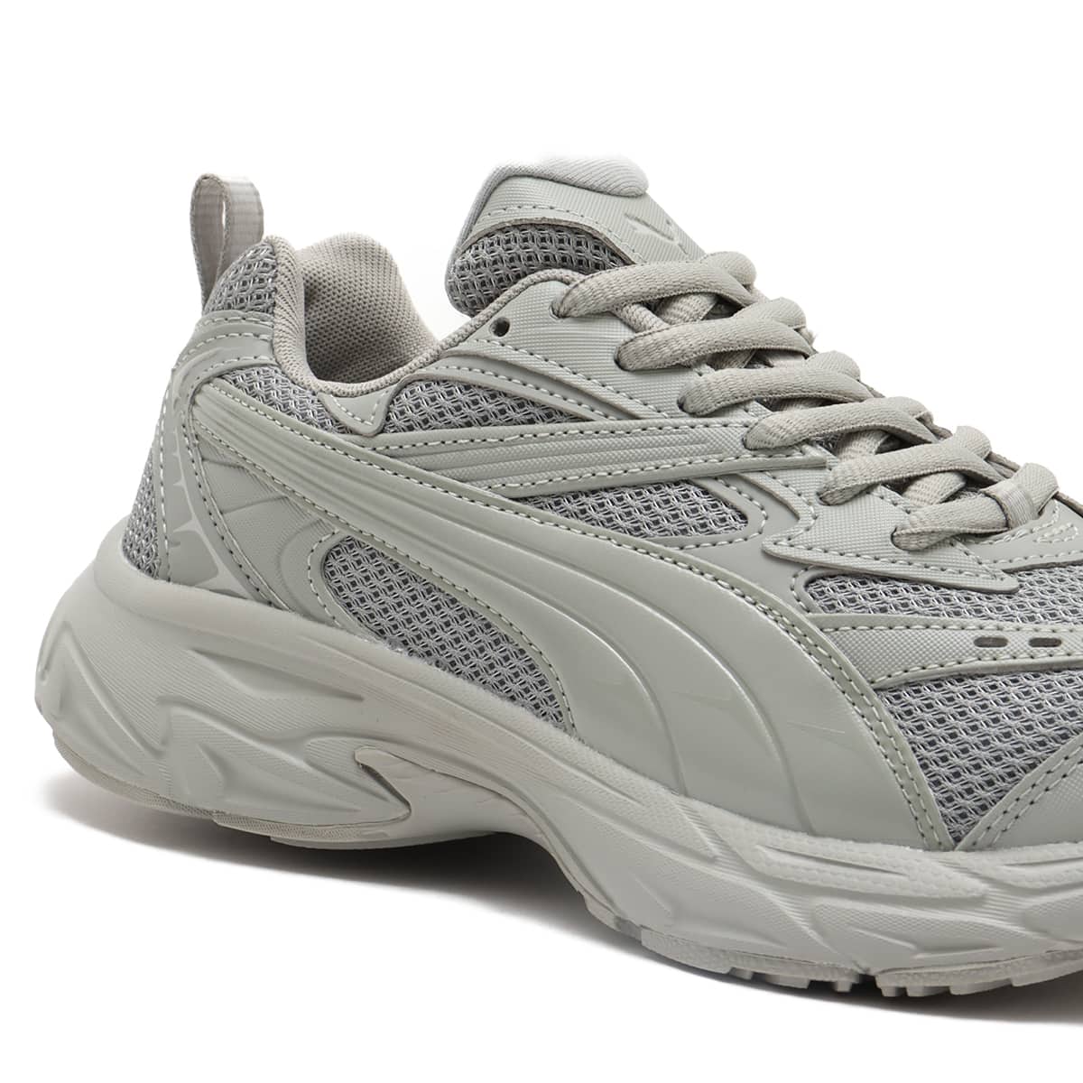 PUMA MORPHIC BASE SMOKEY GRAYAの画像