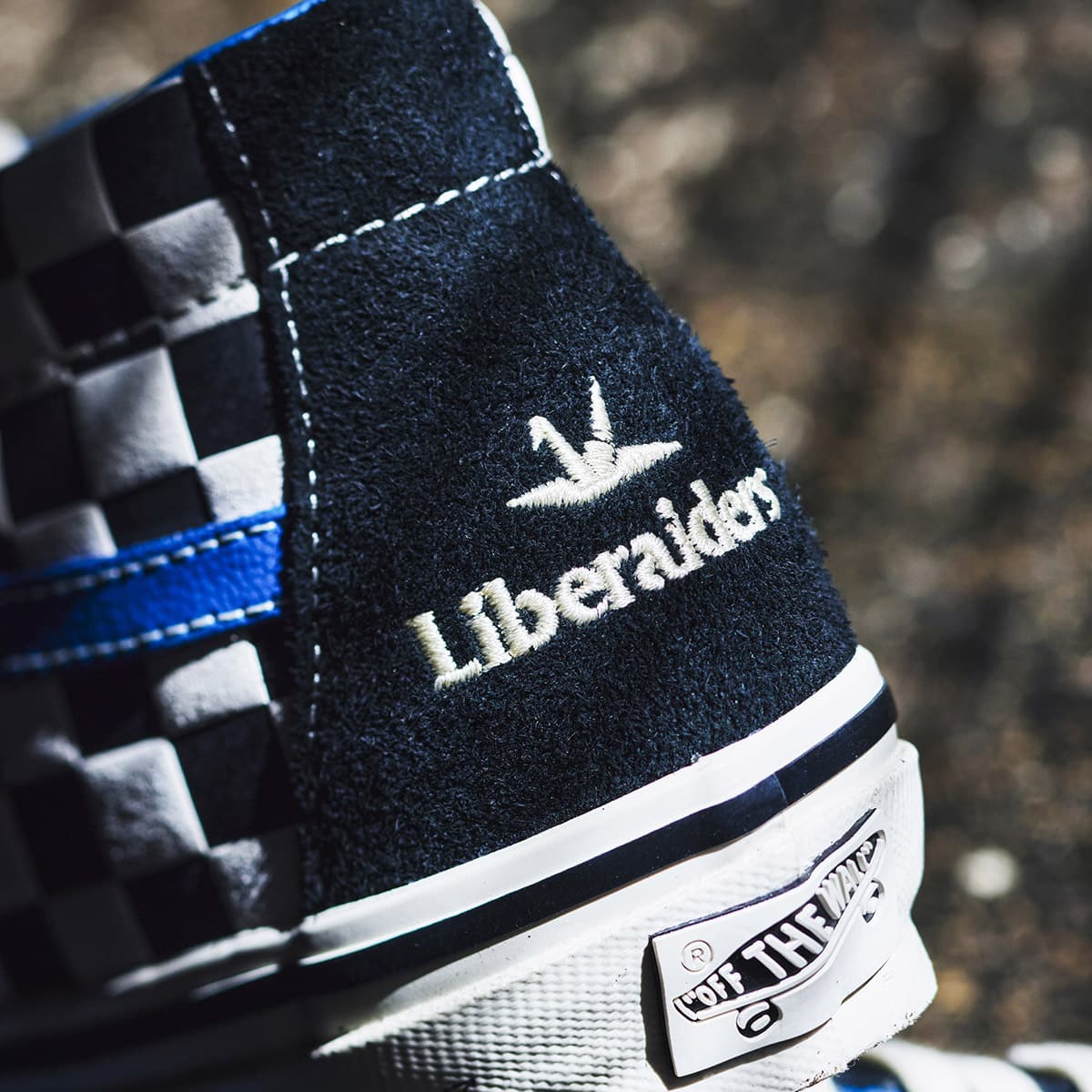 LIBERAIDERS x VANS LX Sk8-Mid Reissue 83 BLACK の画像