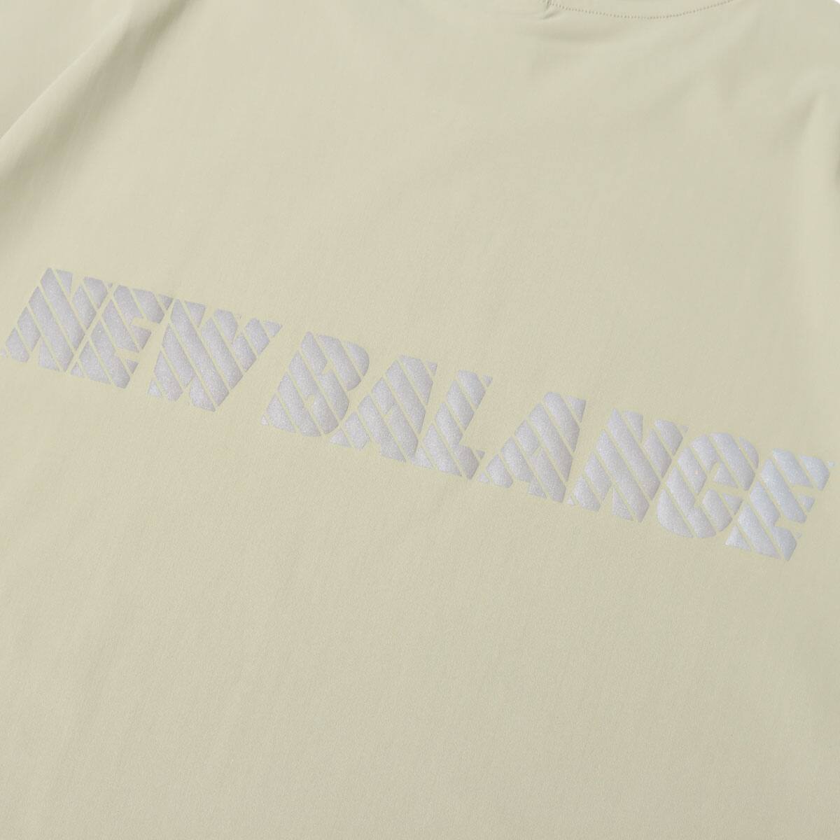 New Balance MET24 Training Short Sleeve Tee OLIVE LEAF 23SS-Sの画像