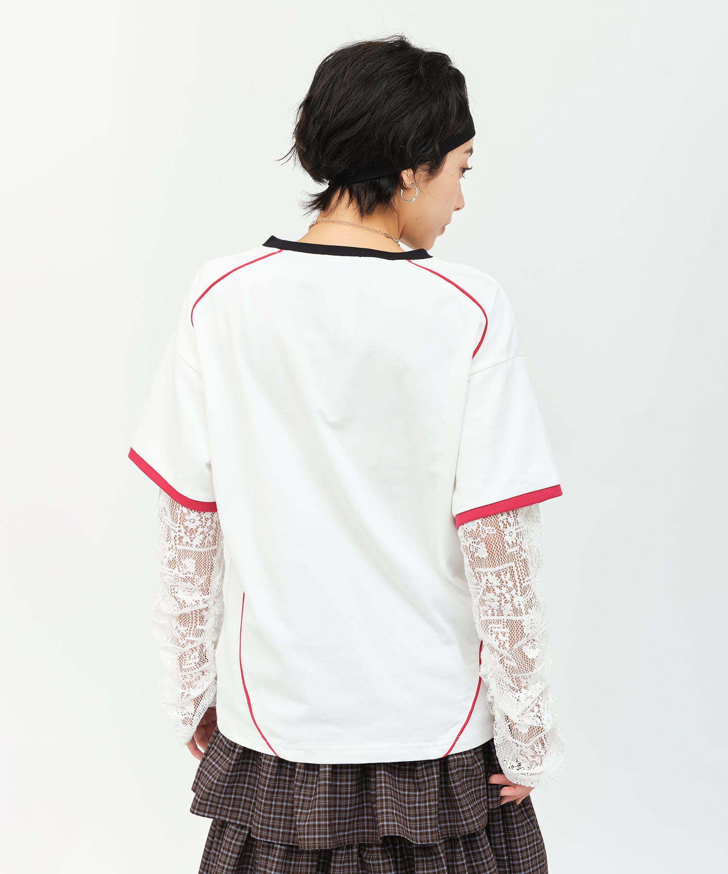 atmos pink Layered Lace Sleeve T-Shirt WHITEの画像