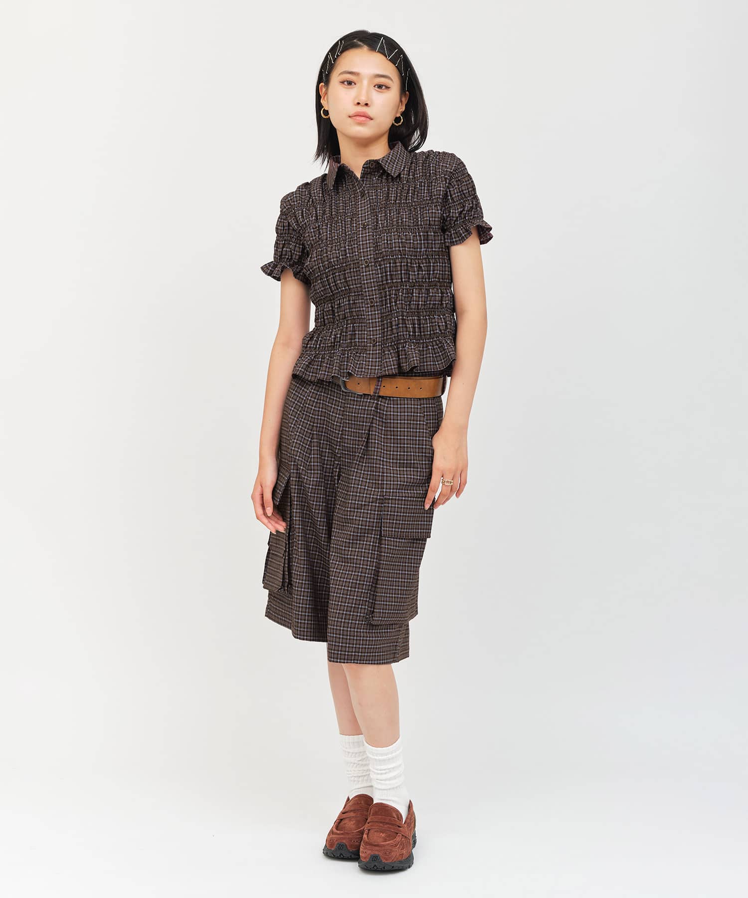 atmos pink Plaid Shirring Shirt BROWNの画像
