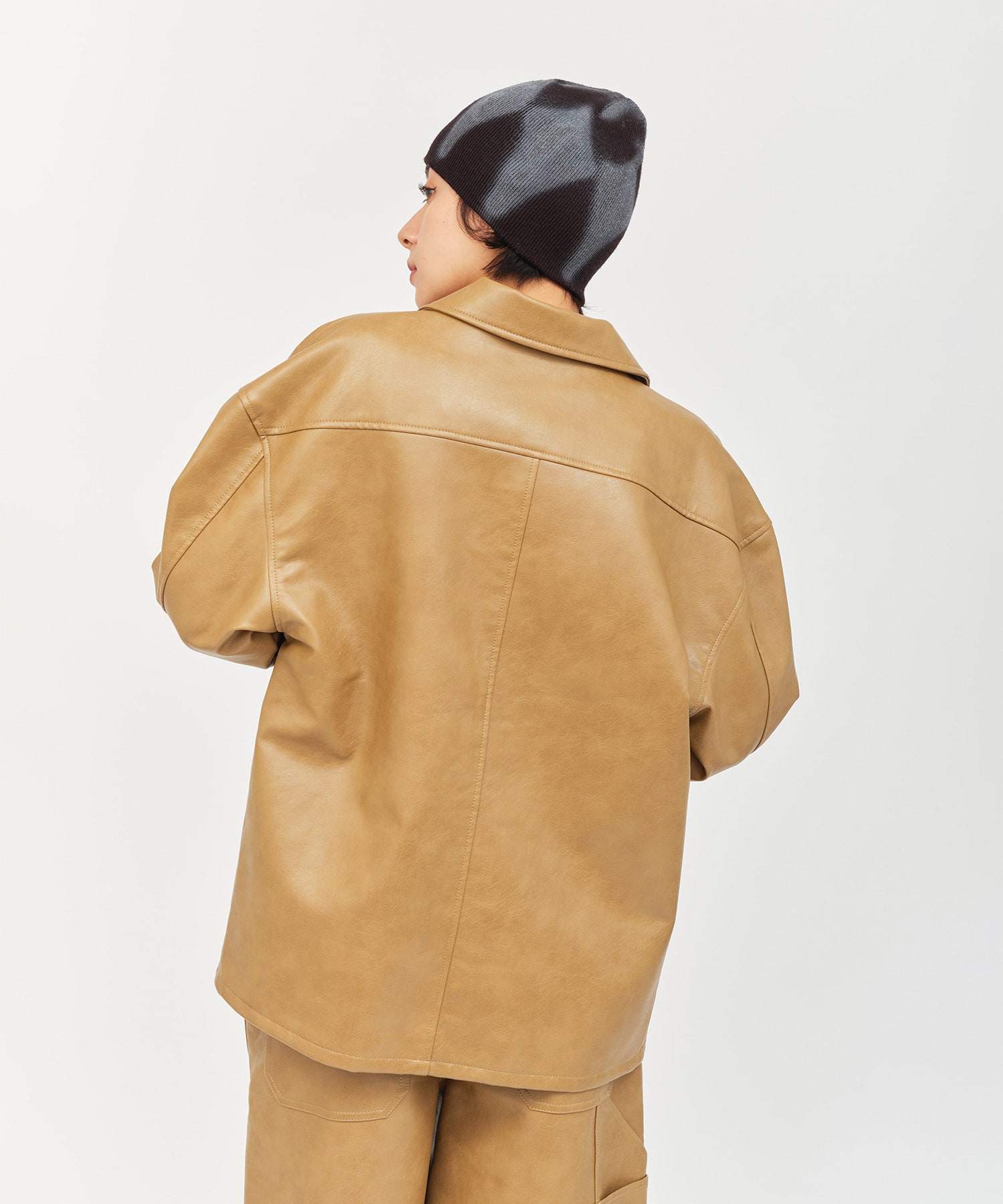 atmos pink Synthetic Leather Car Coat BEIGEの画像