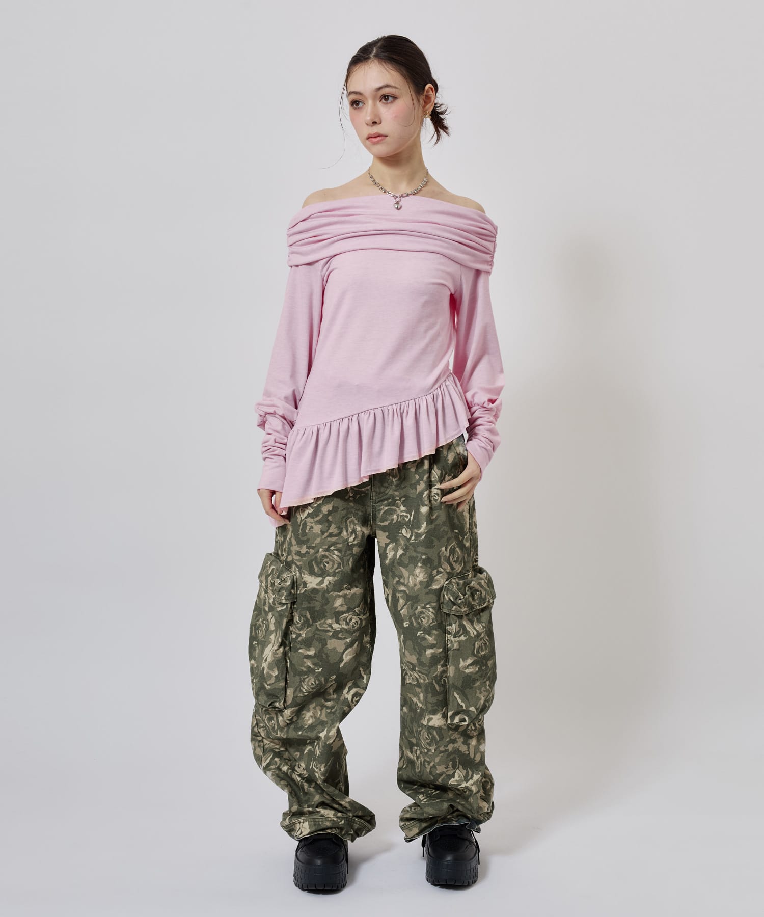 atmos pink Frill Hem Tops PINKの画像