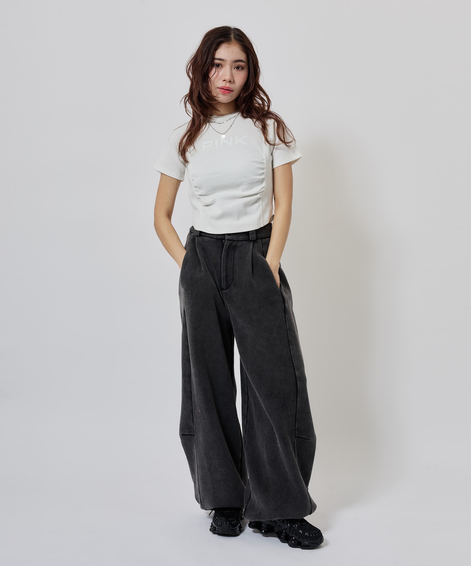 atmos pink Logo T-shirt WHITEの画像