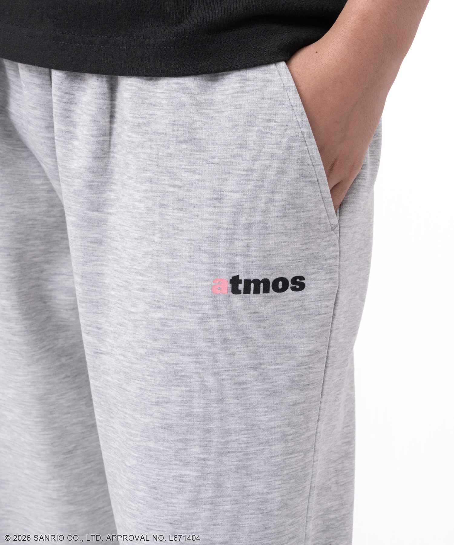 atmos pink x HELLO KITTY Sweat Pants GRAYの画像