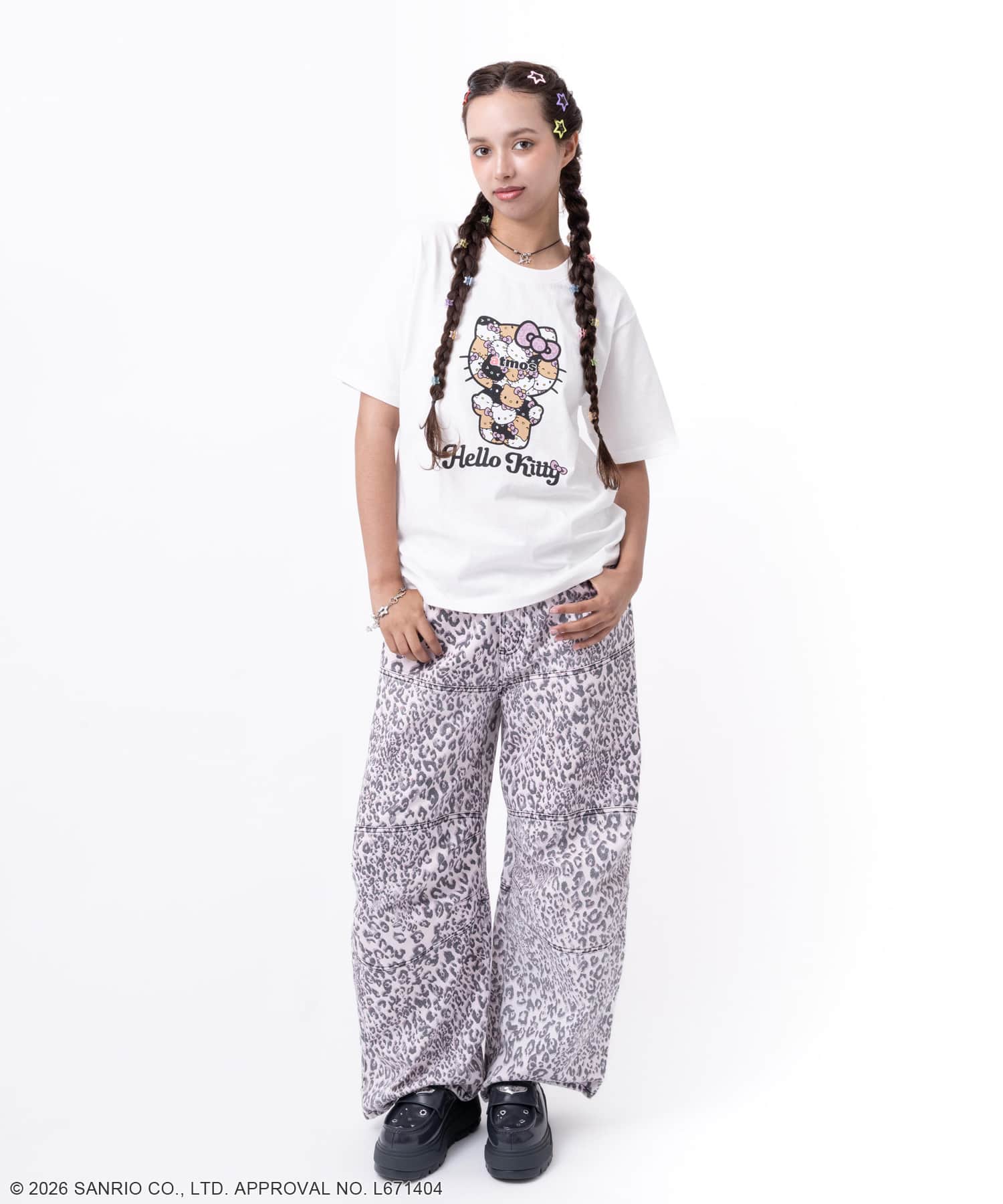 atmos pink x HELLO KITTY Big T-shirt WHITEの画像