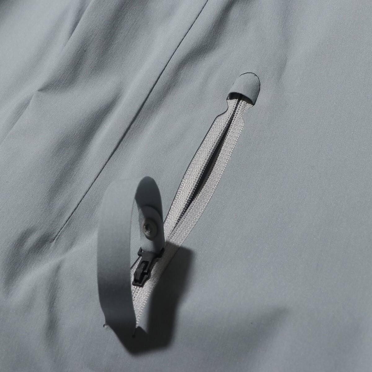 DESCENTE ALLTERRAIN HARD SHELL BAL COLLAR COAT  FOG GRAY 18FA-Iの画像