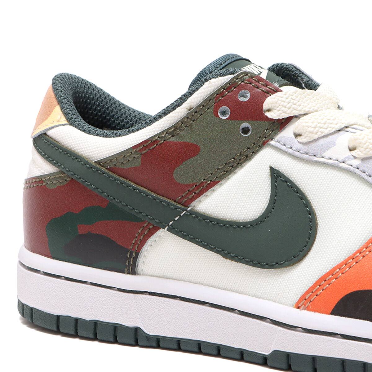 dunk low trainers sail vintage green total orange white