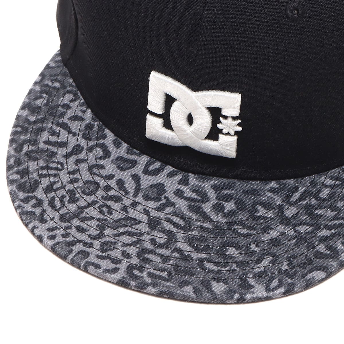 DC SHOES 23 PRINTVISOR SNAPBACK BLACK x LEOPARD PRINT 23SS-Iの画像