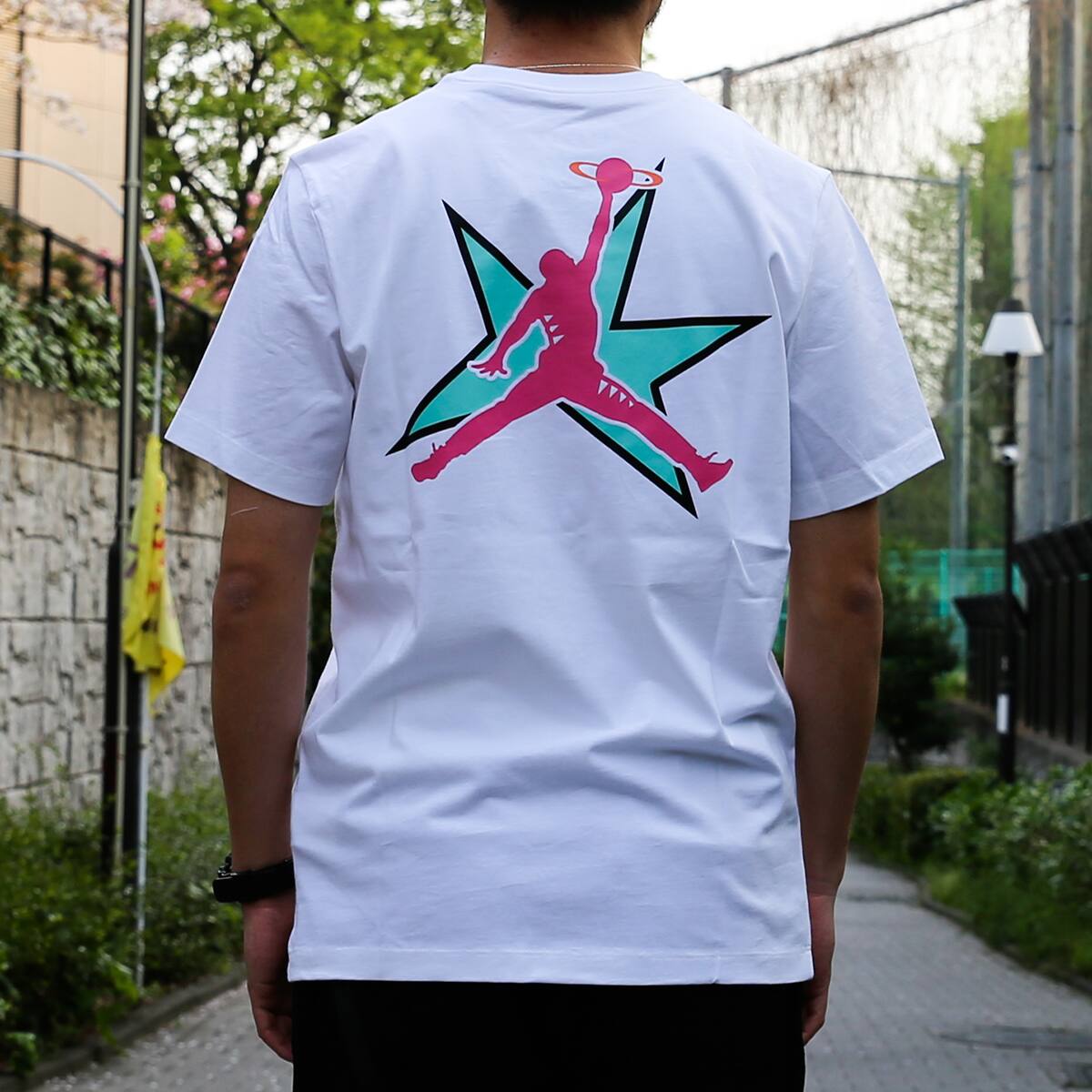 JORDAN BRAND AS M J AJ11 GFX SS CREW WHITE 21SU-Iの画像