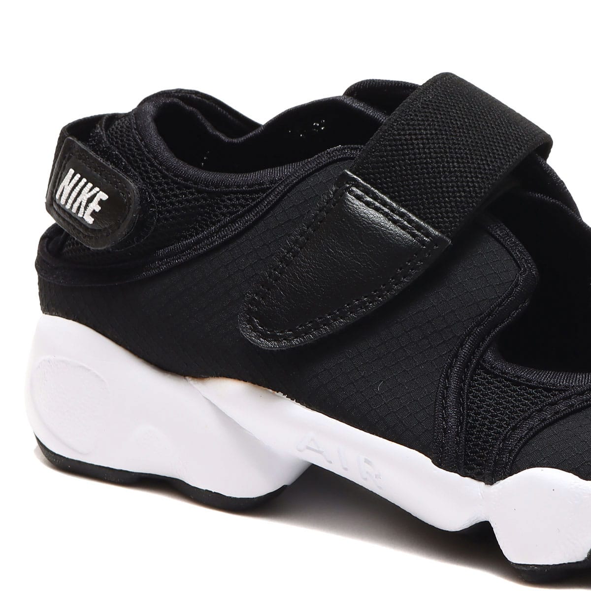 NIKE WMNS AIR RIFT BR BLACK/WHITE