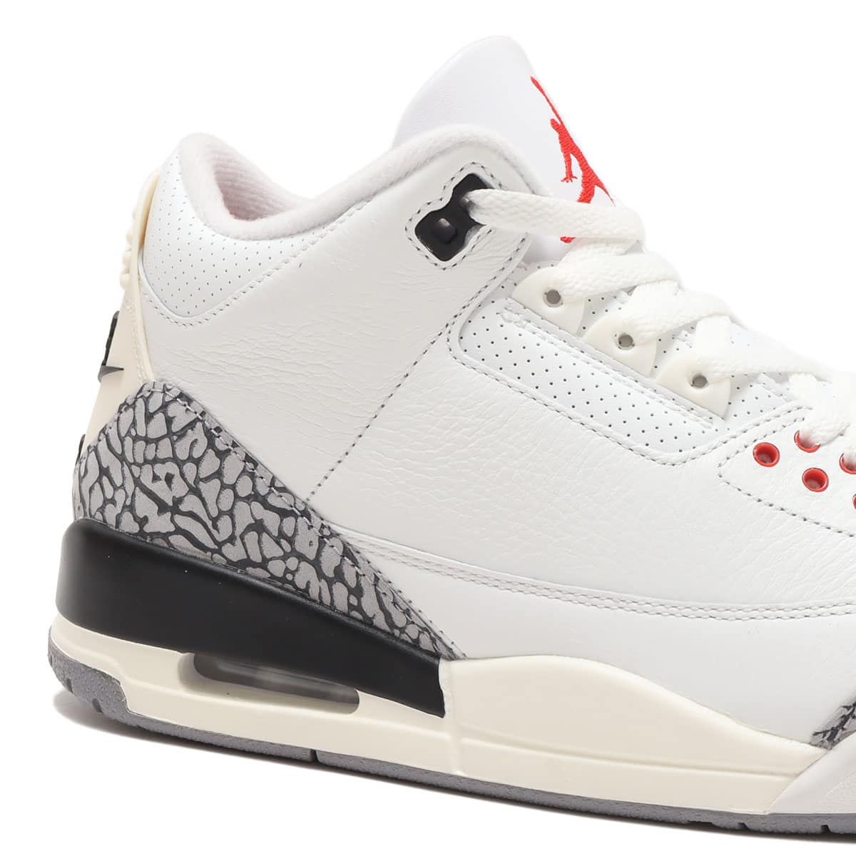 JORDAN BRAND AIR JORDAN 3 RETRO SUMMIT WHITE/FIRE RED-BLACK-CEMENT