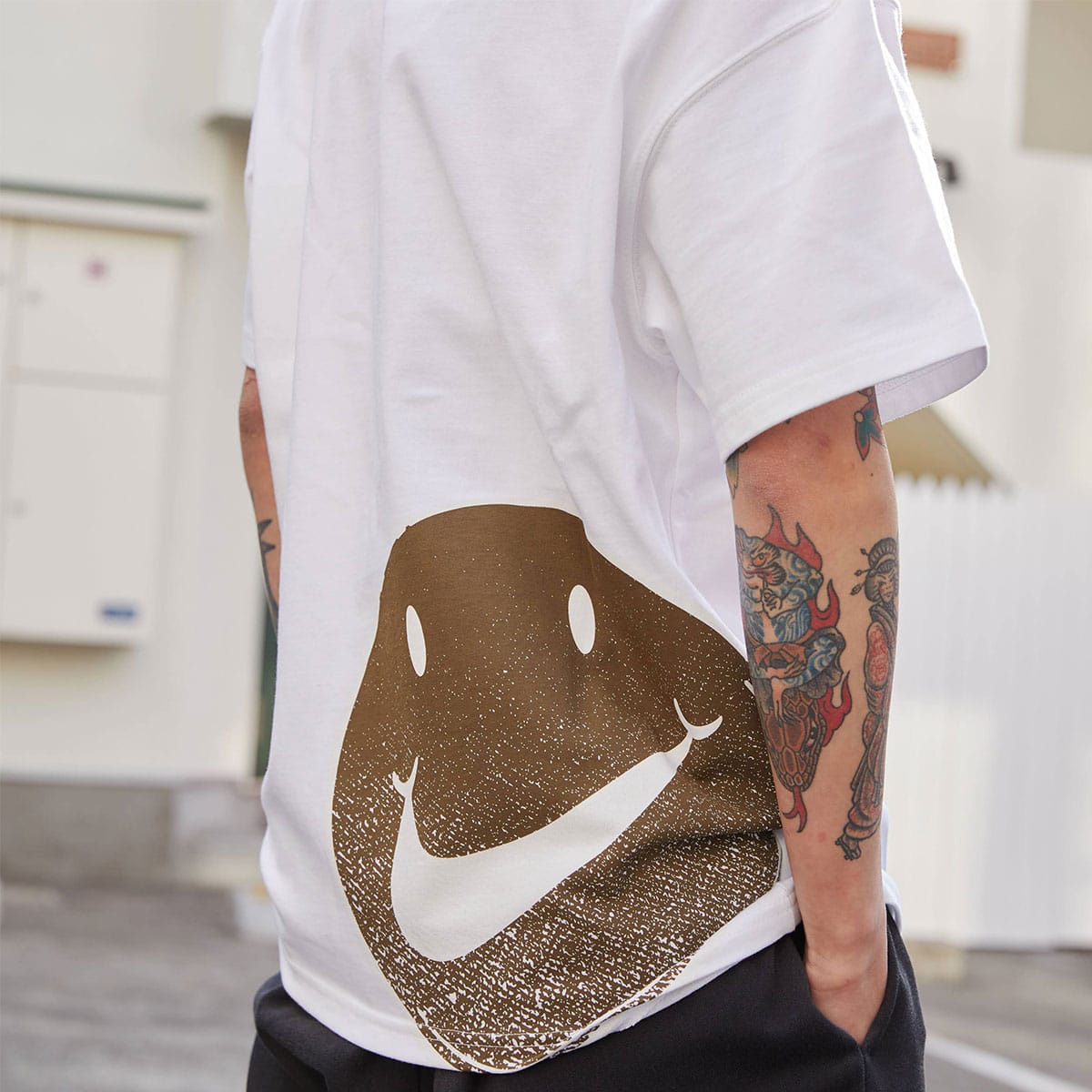 NIKE AS M NSW TEE AMD APLA WHITE 22SP-I